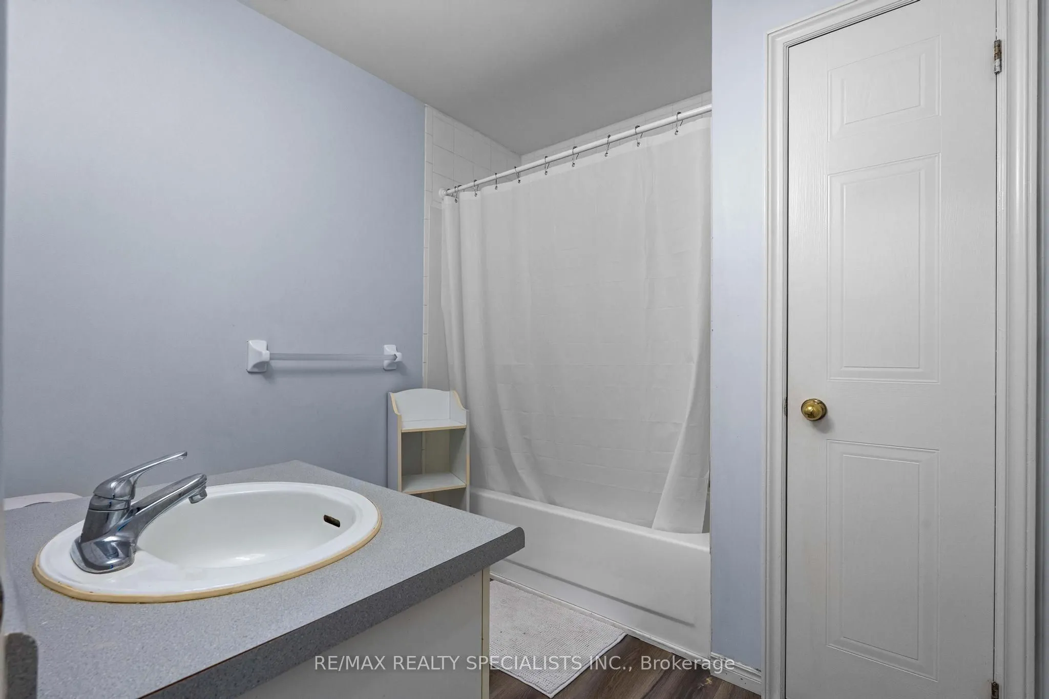 397 Springbank Avenue, #6