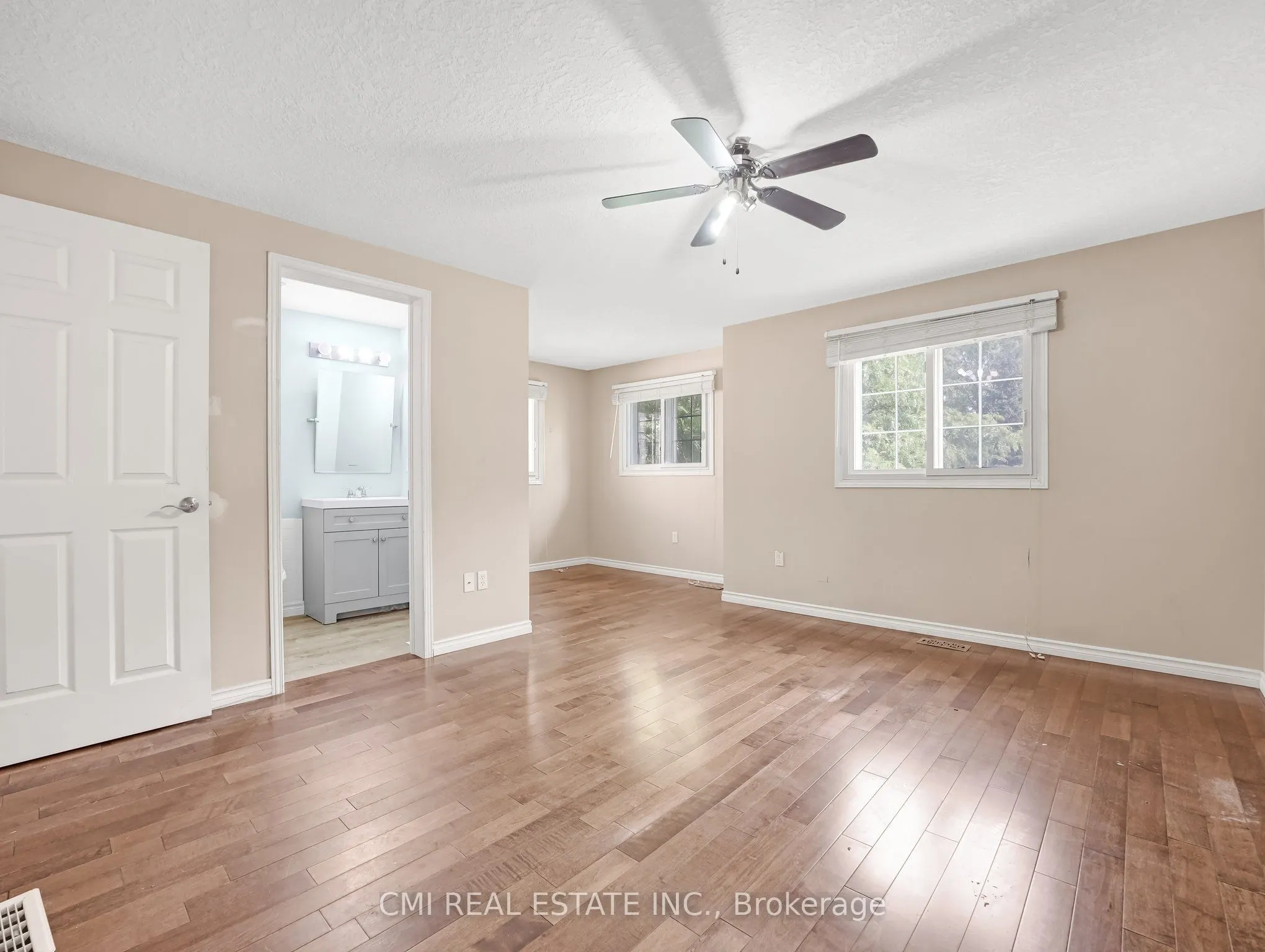 169 Bismark Drive, #33