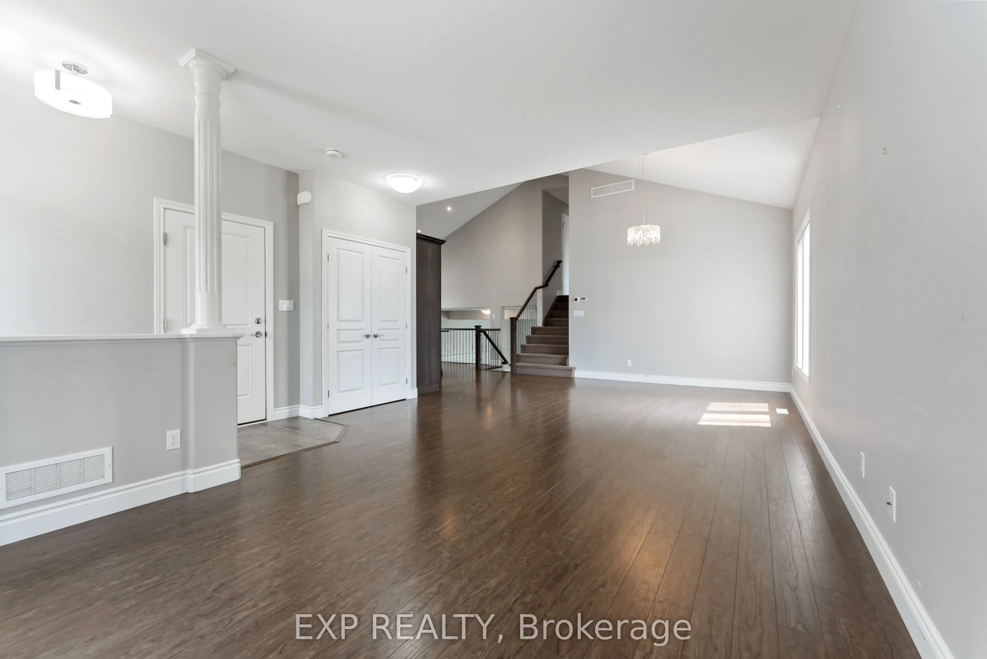 28 Stonecrest Boulevard