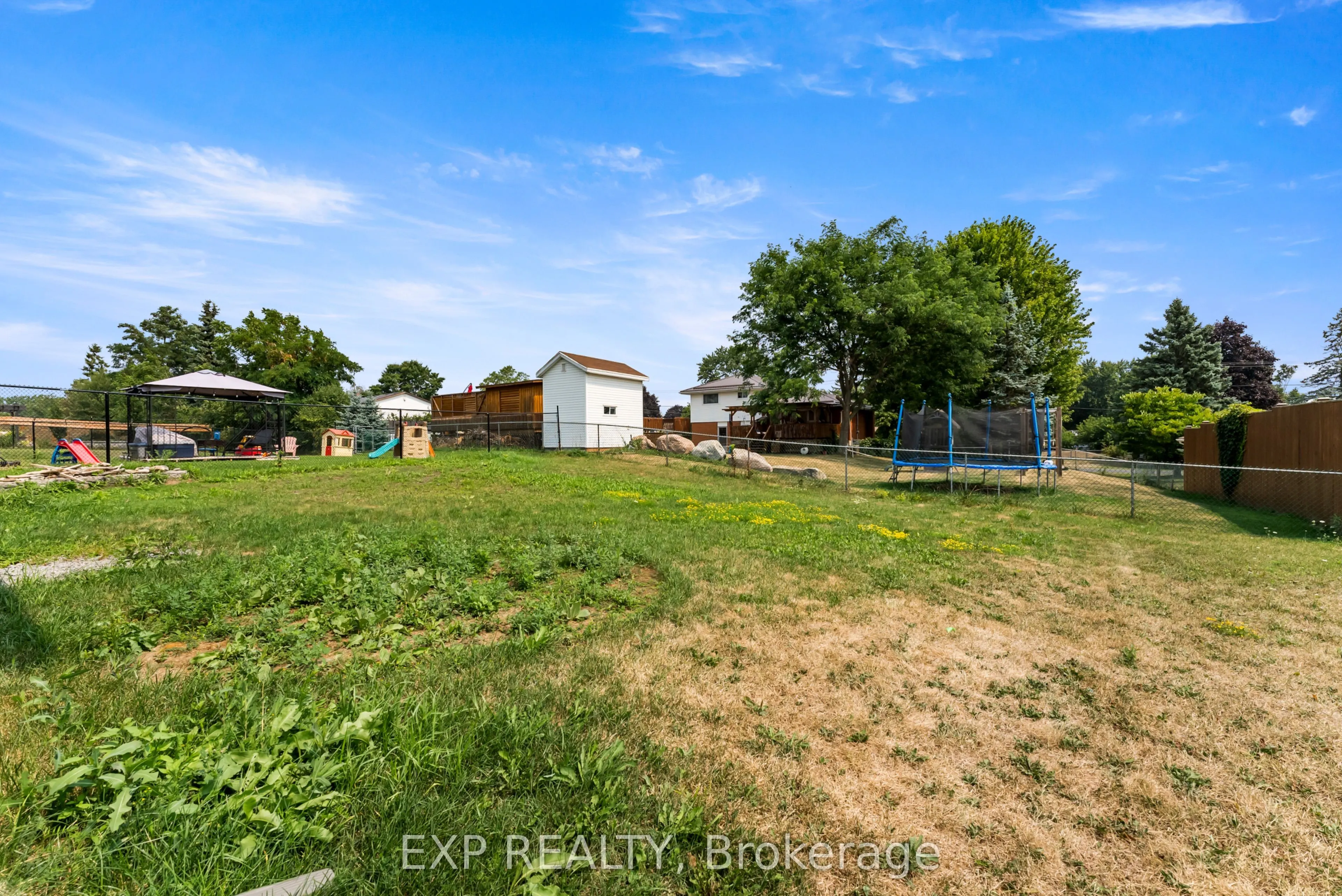 28 Stonecrest Boulevard