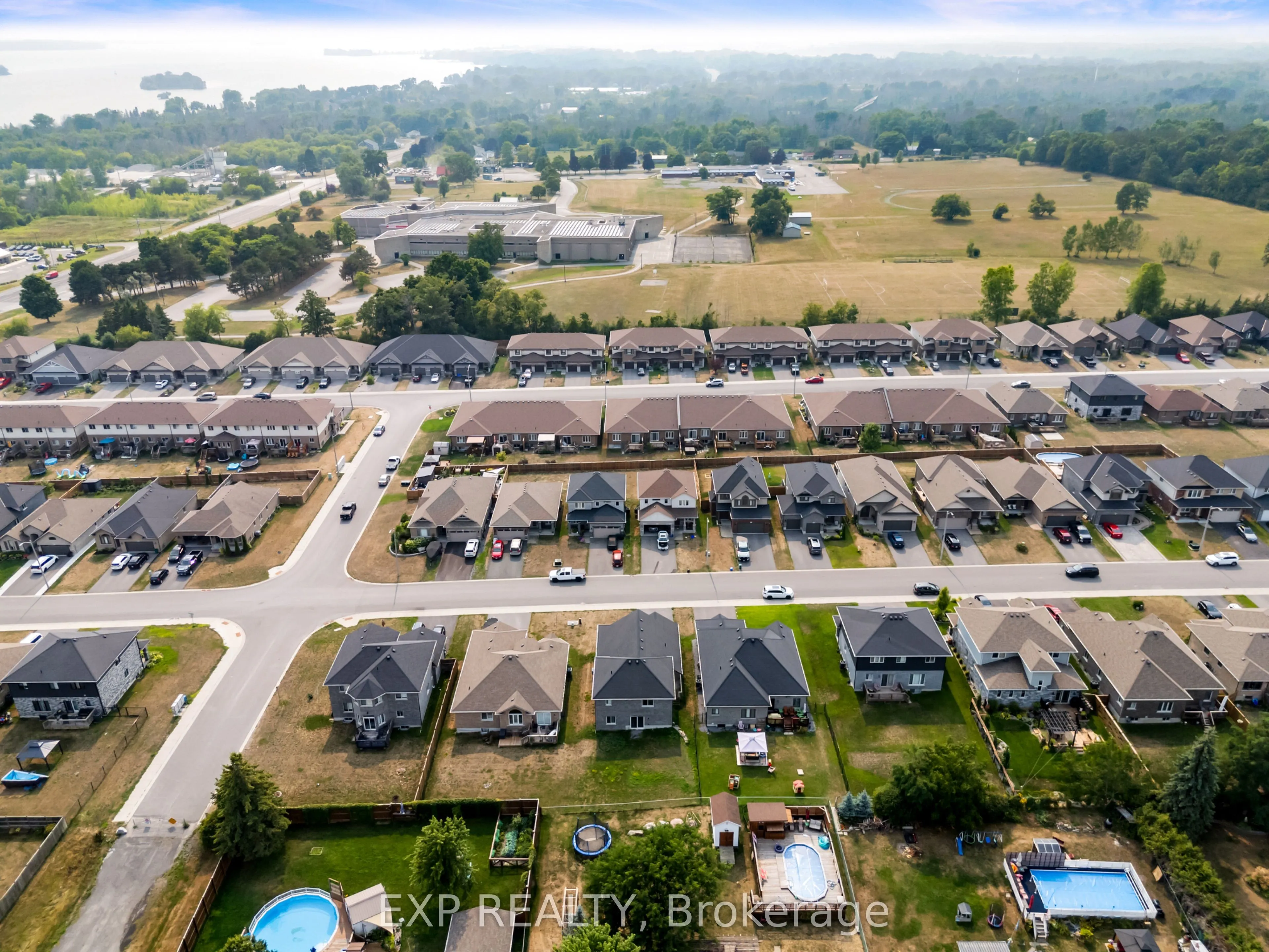 28 Stonecrest Boulevard