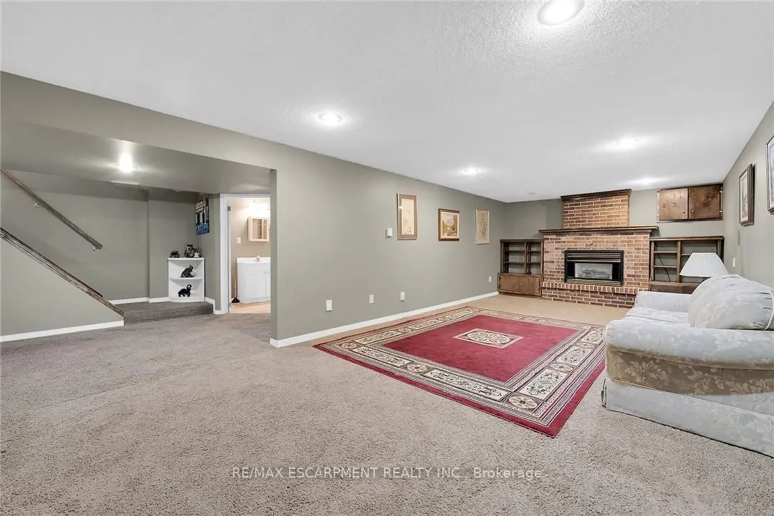 9 Gavin Drive
