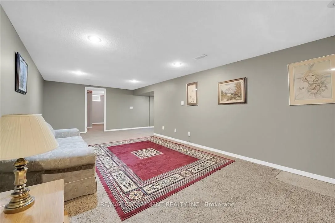 9 Gavin Drive