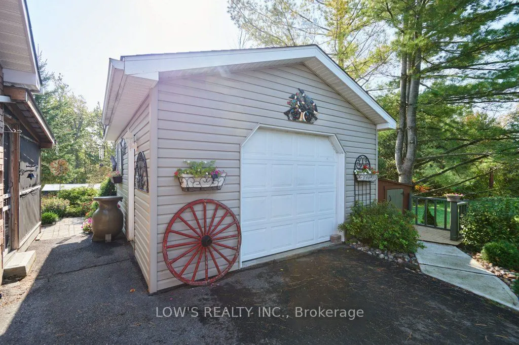 17572 Island Road