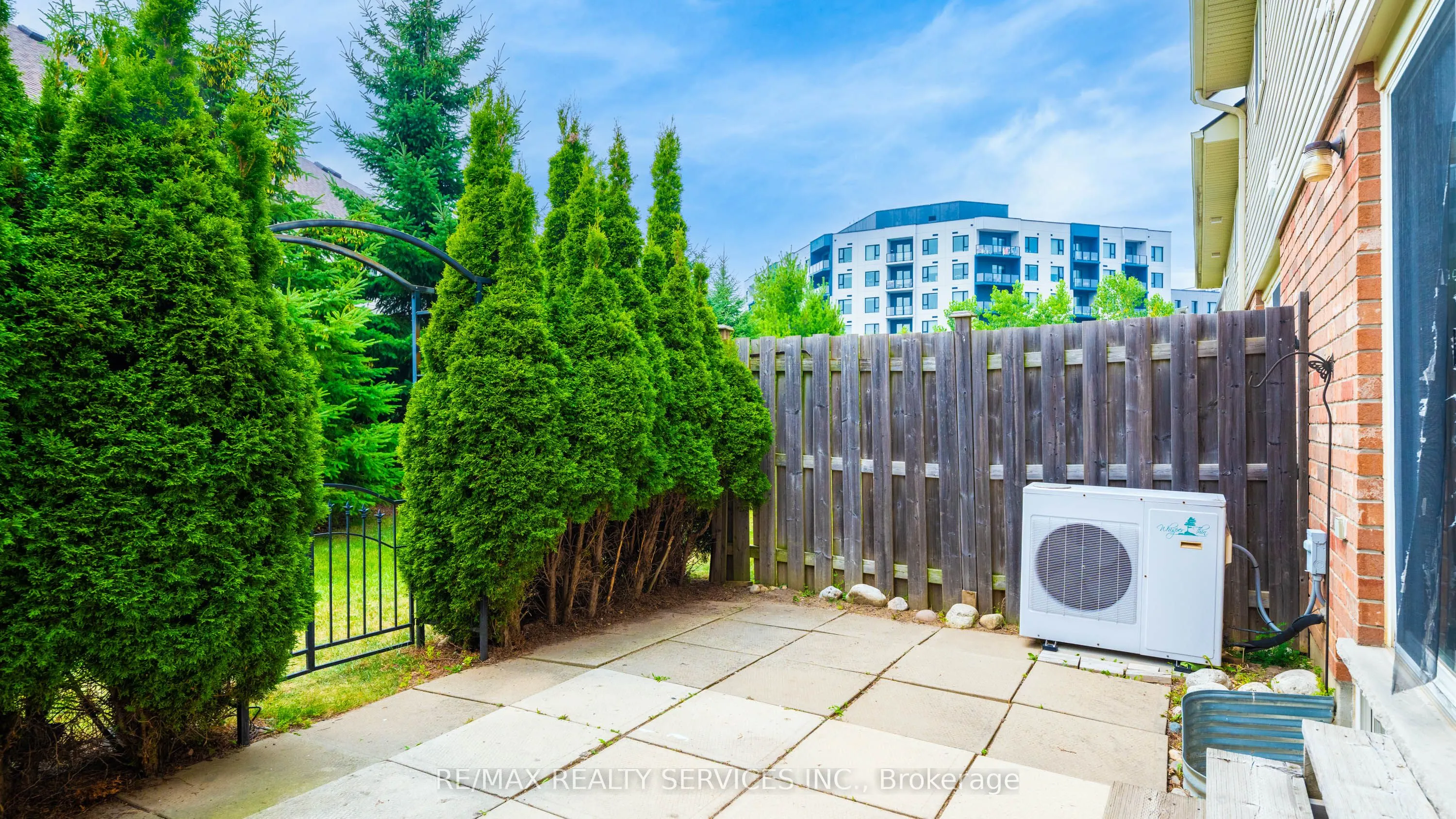 36 Fallowfield Drive, #4