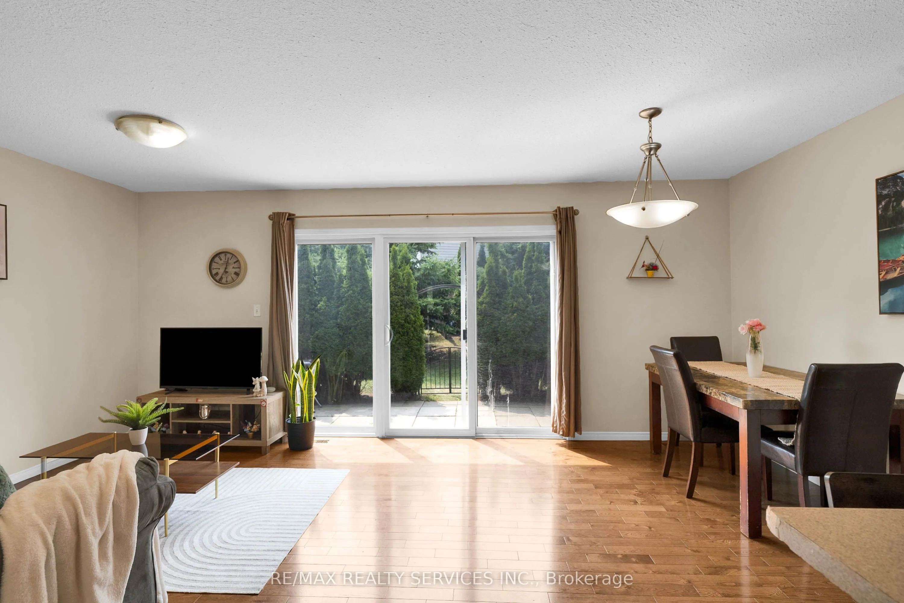 36 Fallowfield Drive, #4