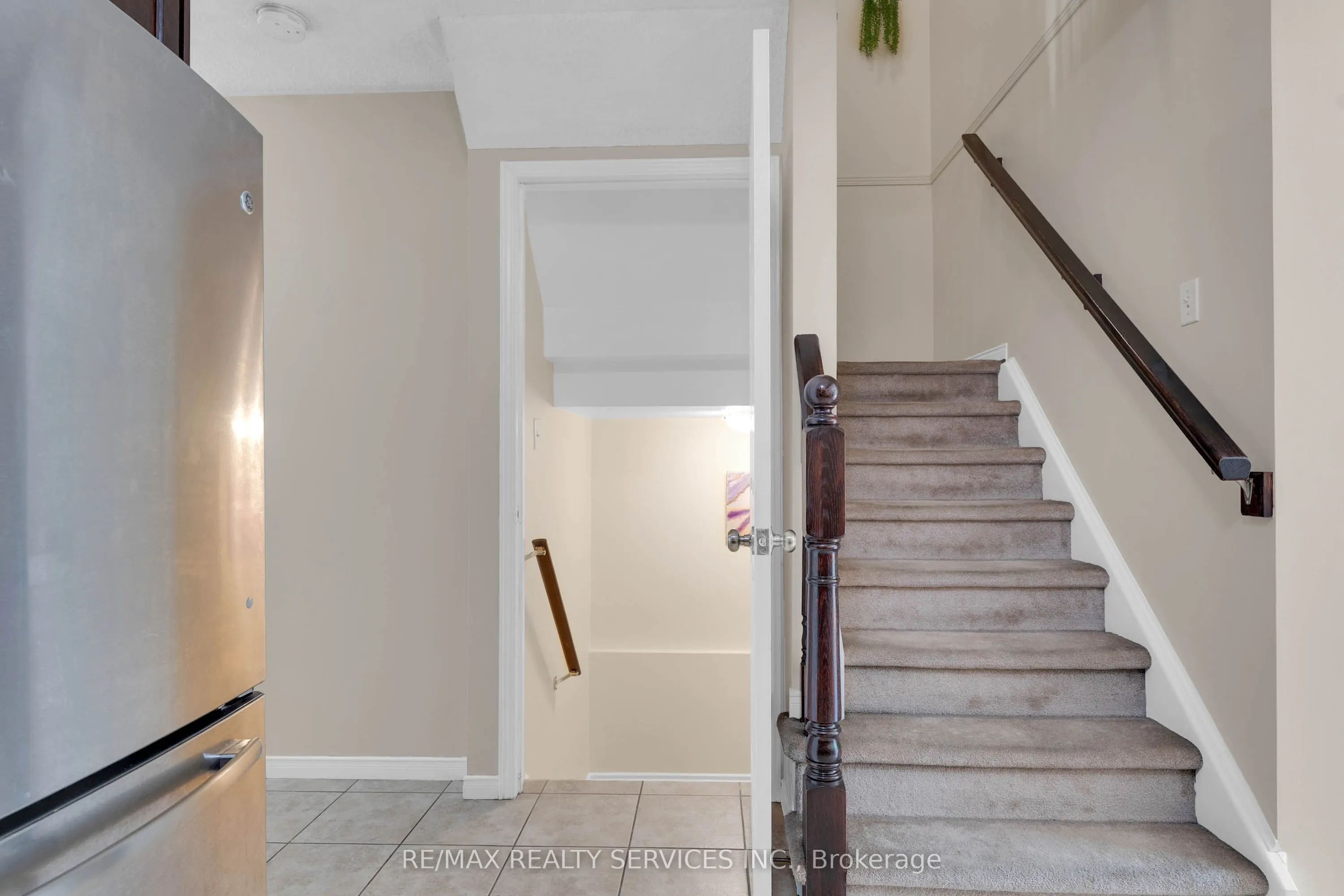 36 Fallowfield Drive, #4