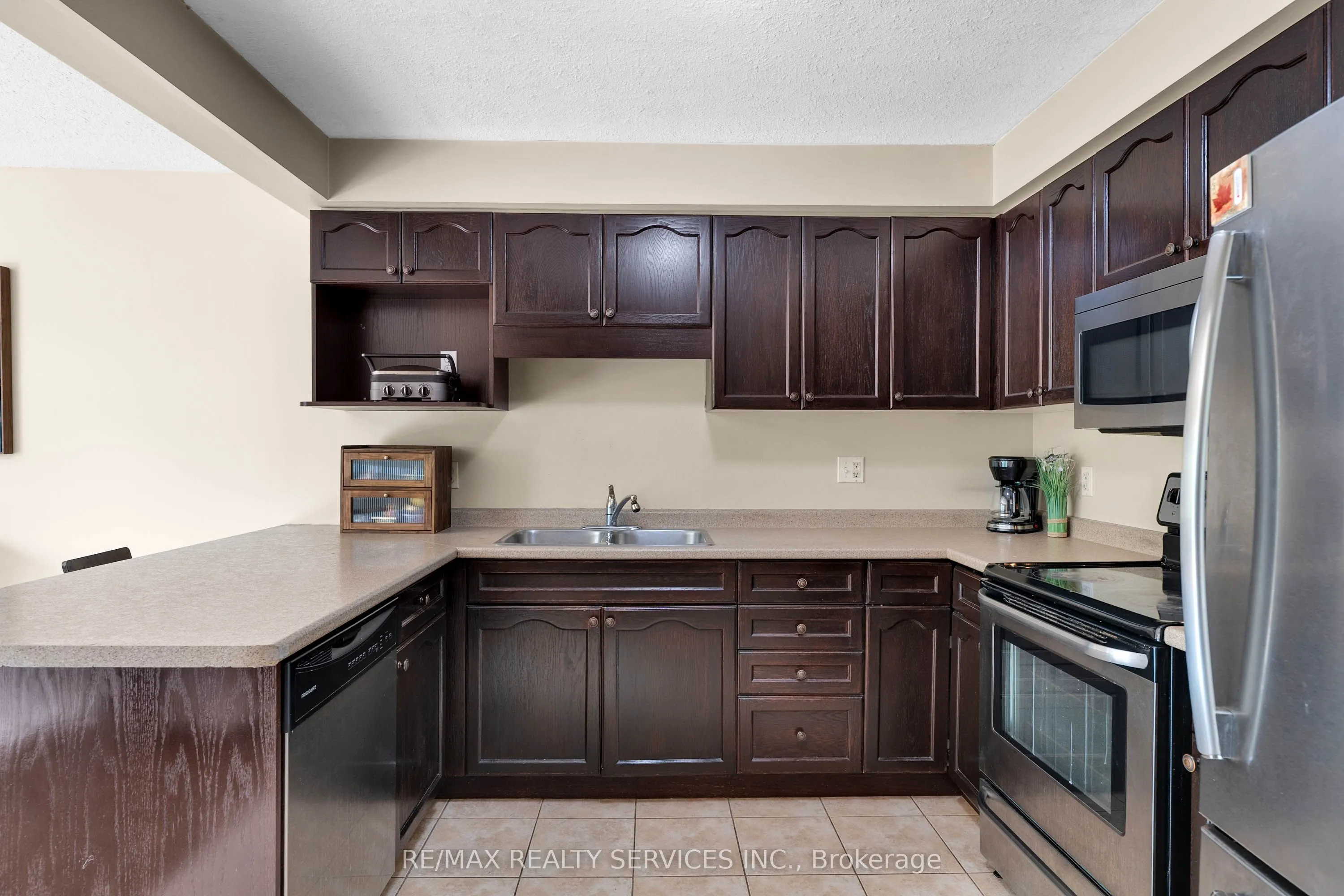 36 Fallowfield Drive, #4