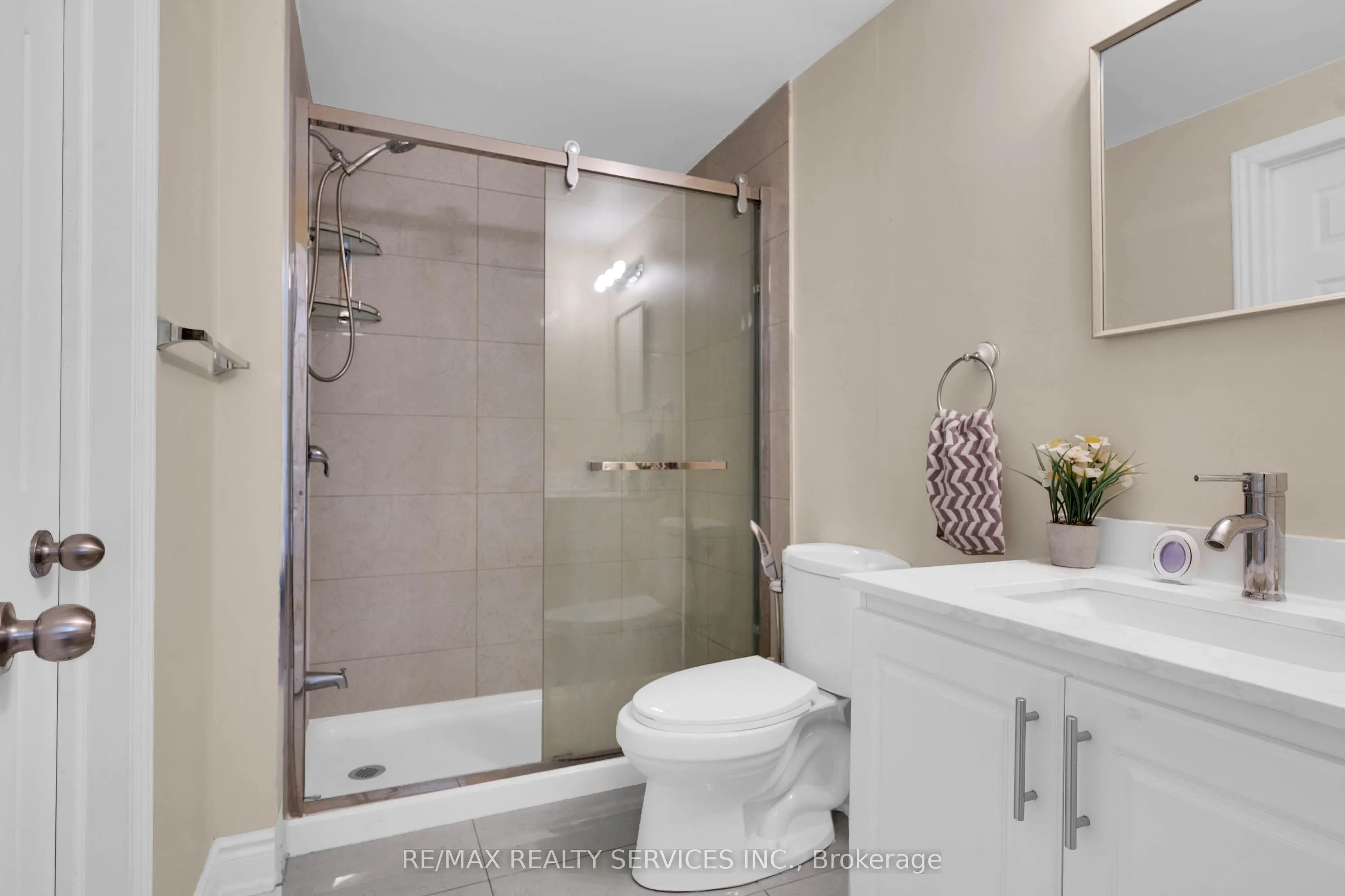 36 Fallowfield Drive, #4