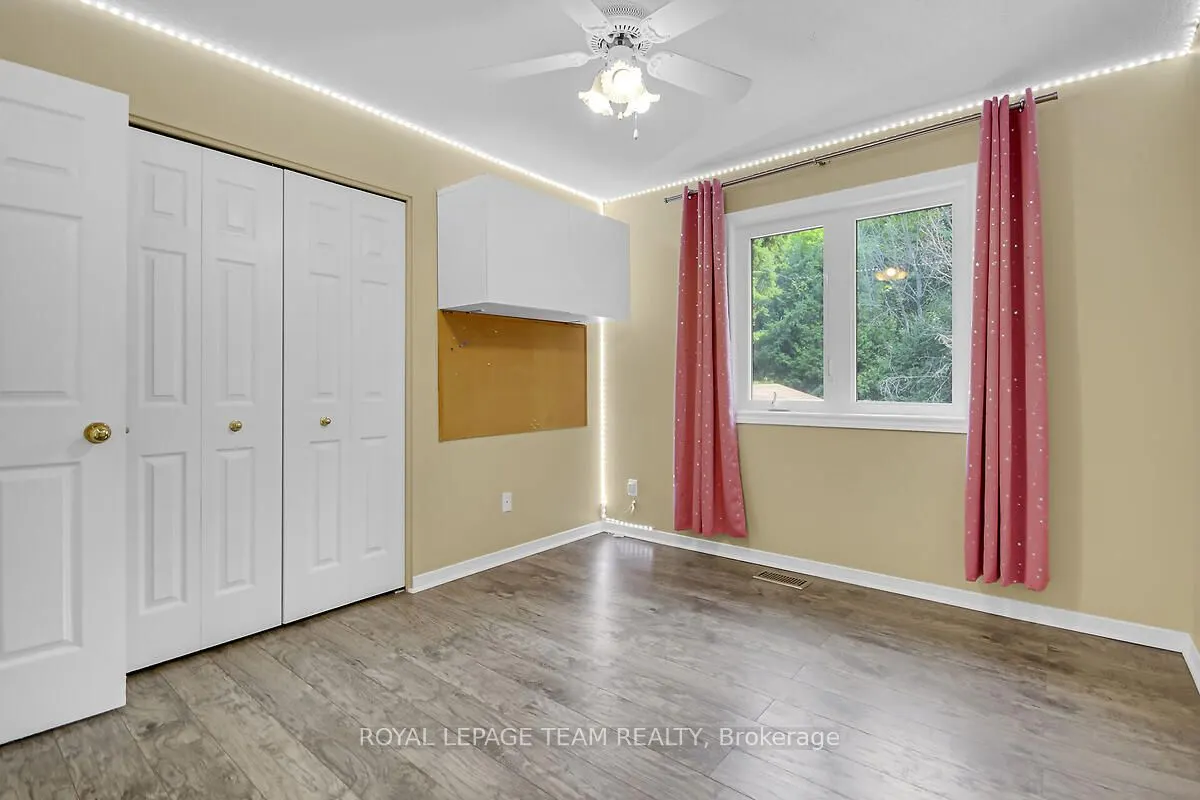 6616 SUNCREST Drive