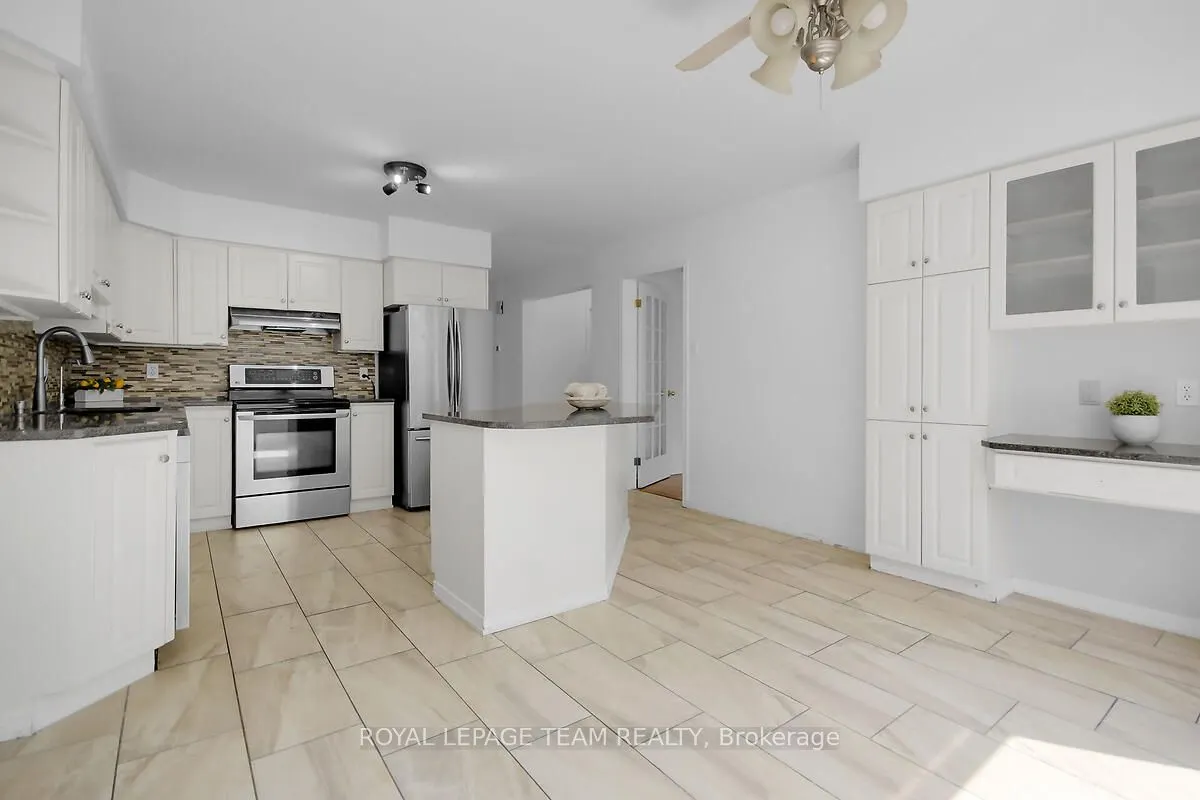 6616 SUNCREST Drive