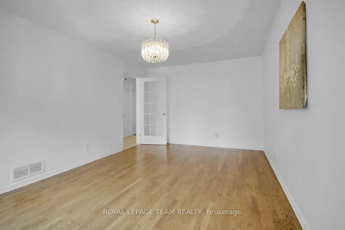 6616 SUNCREST Drive