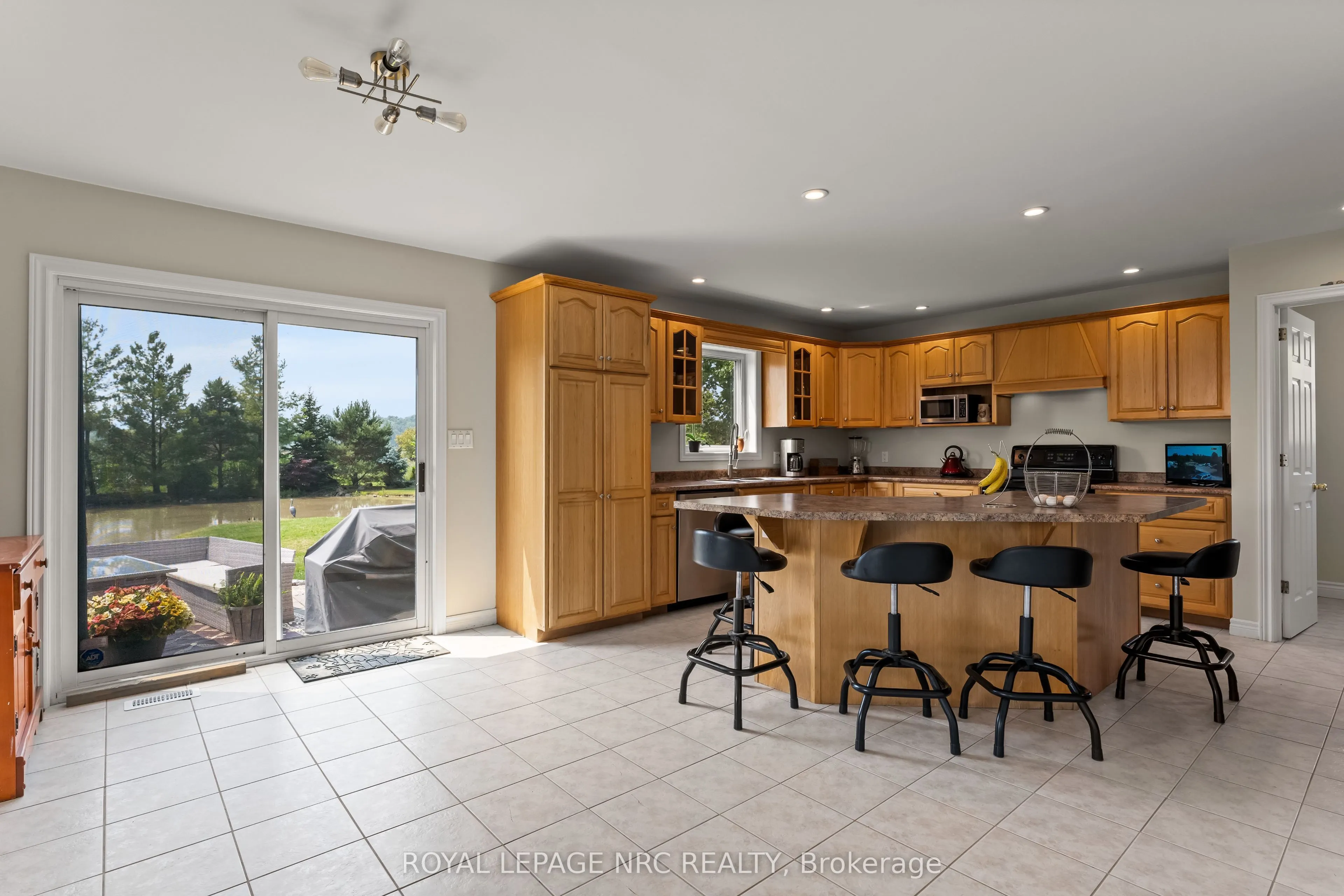 9592 Concession 5 Road