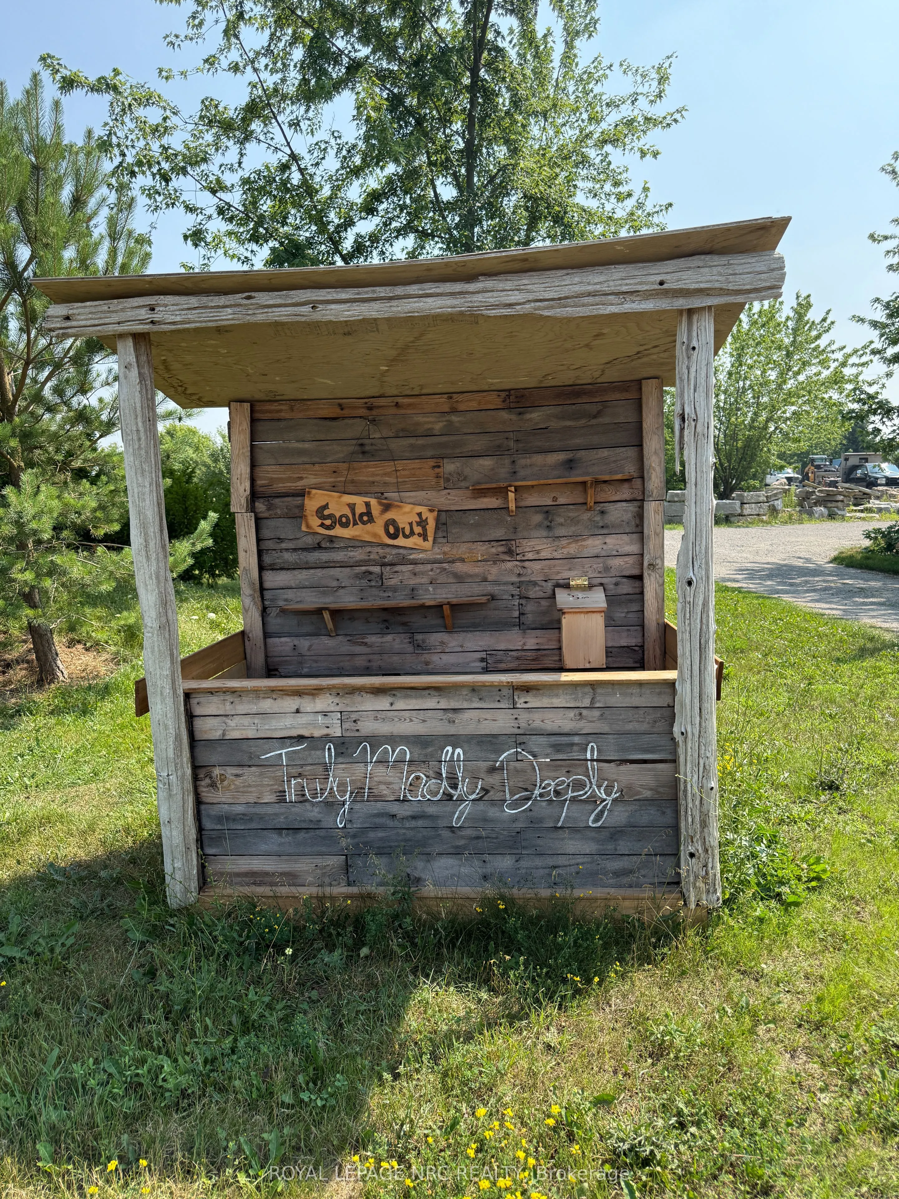 9592 Concession 5 Road