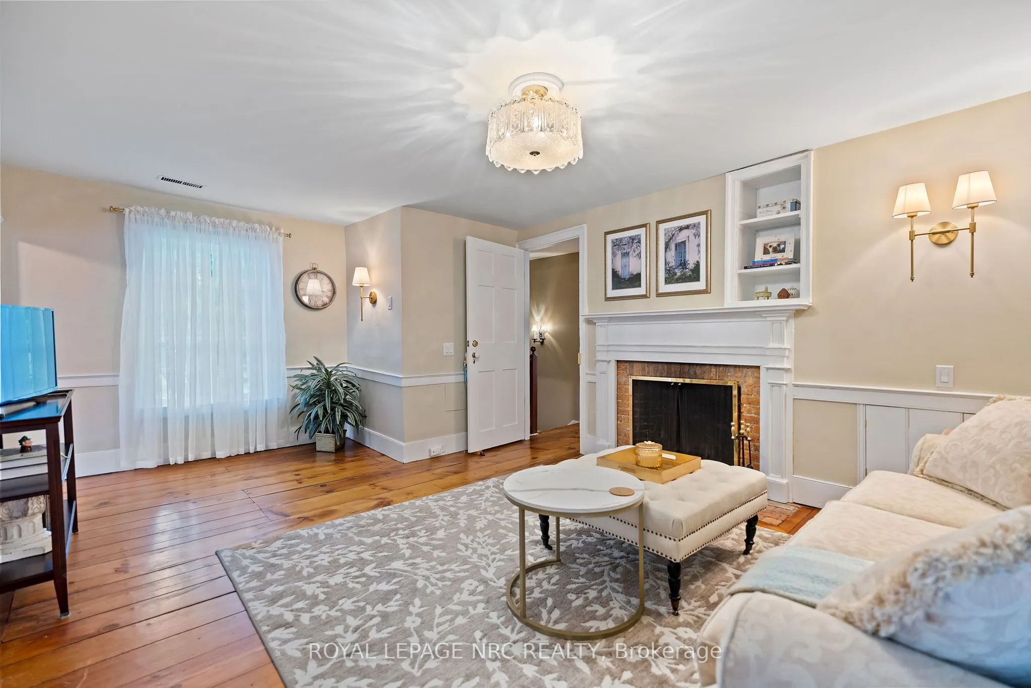 307 Mississagua Street