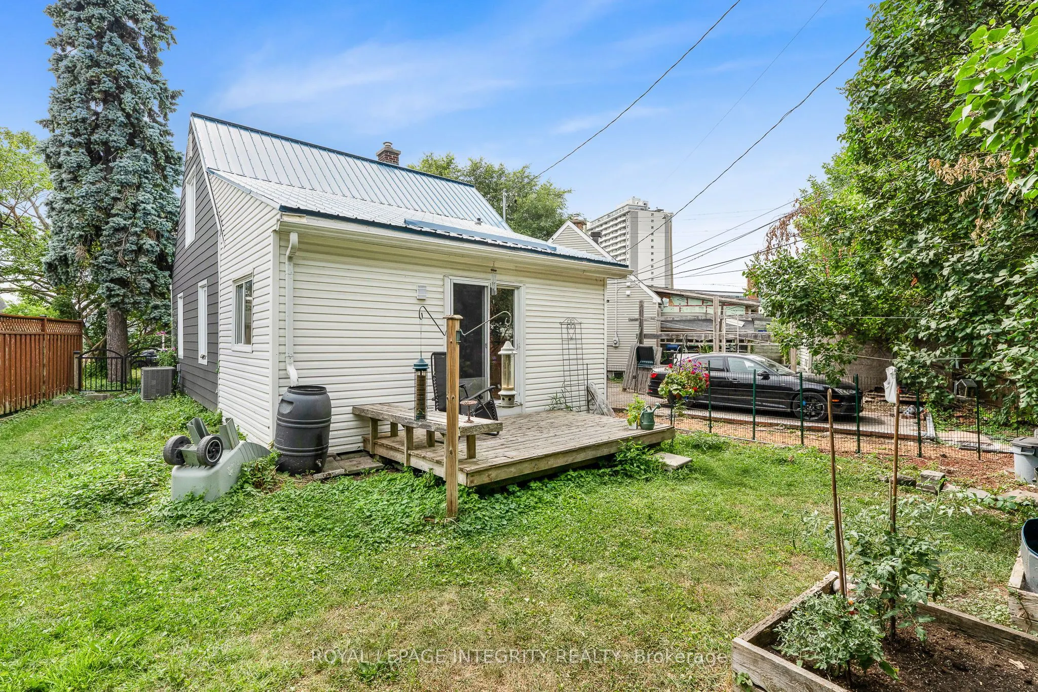 841 Merivale Road