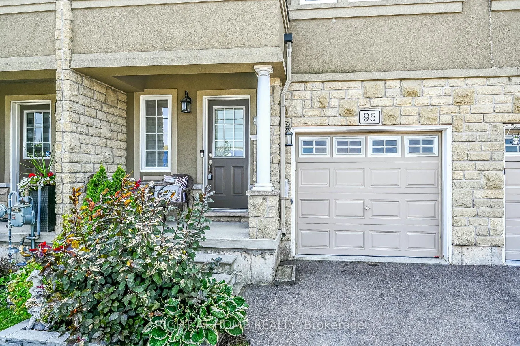 95 Penny Lane