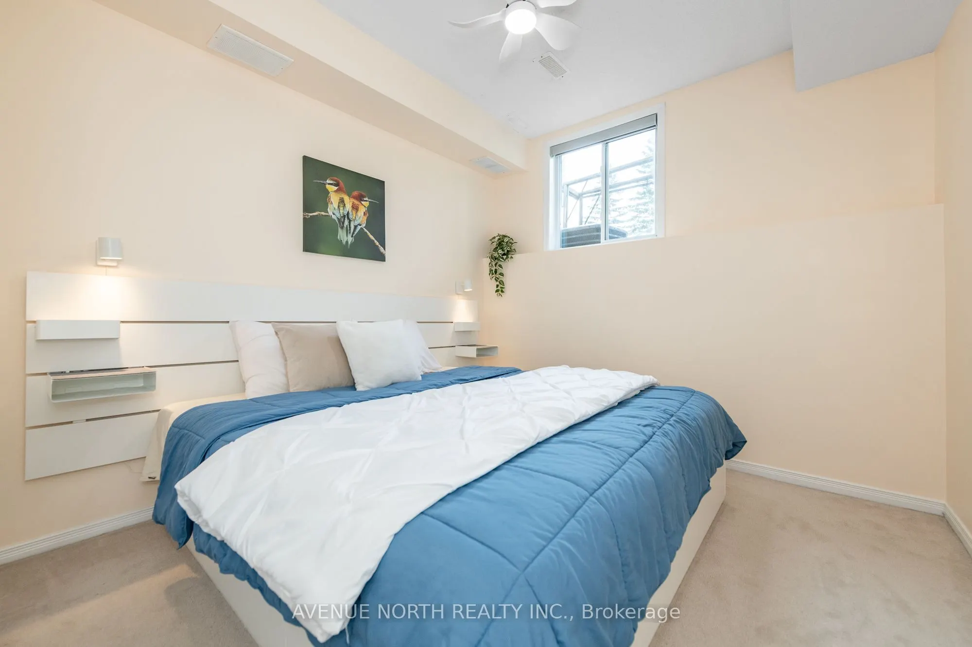 225 GLADEVIEW Private