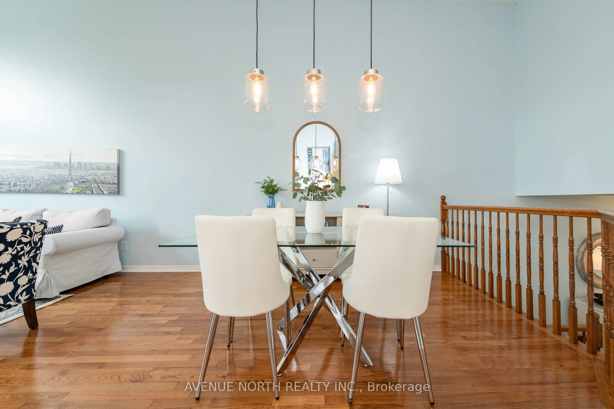 225 GLADEVIEW Private