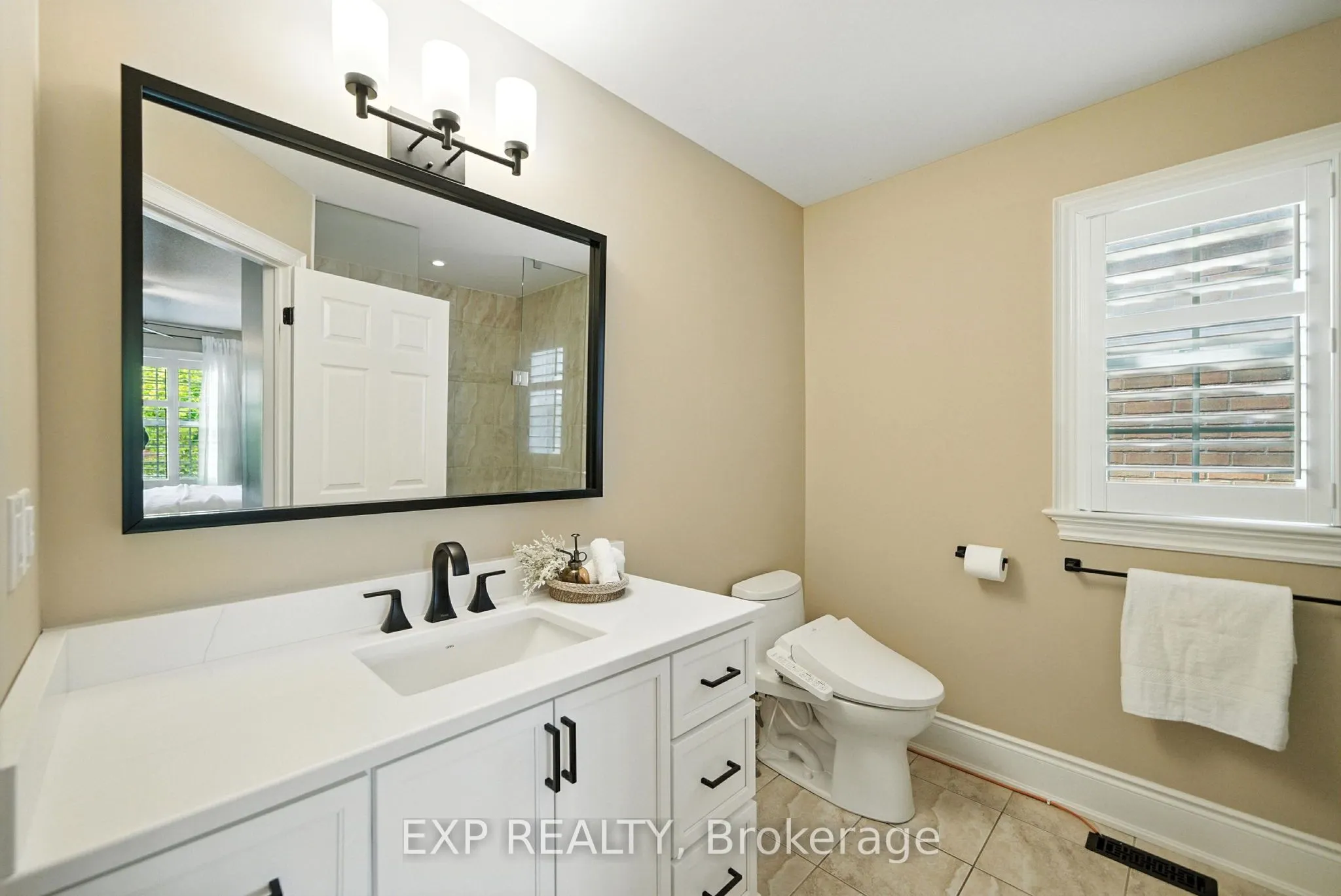 6 Cortland Way