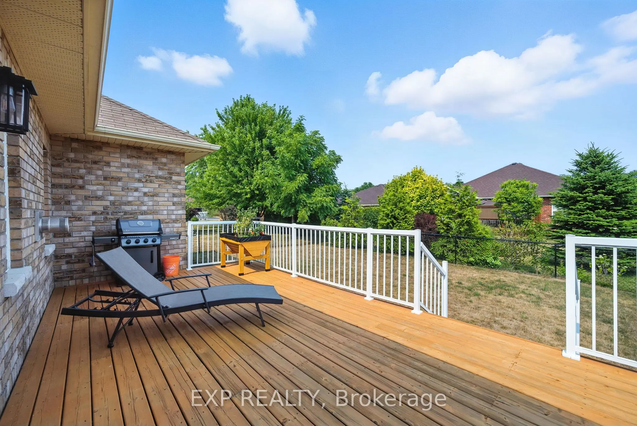 6 Cortland Way
