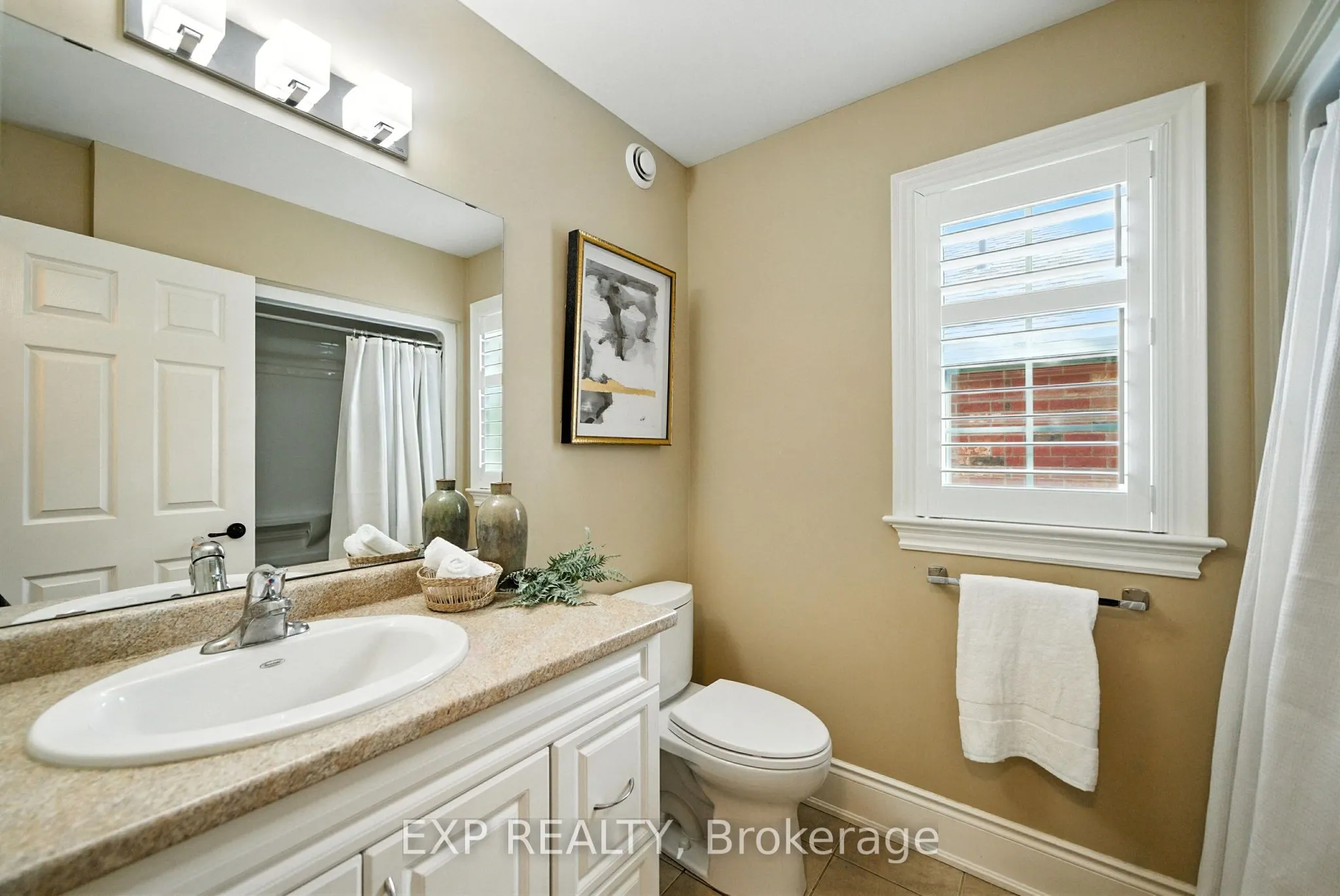 6 Cortland Way