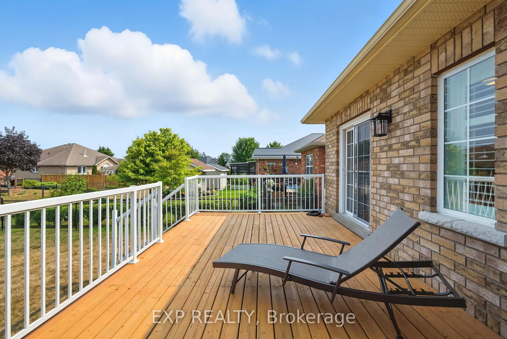 6 Cortland Way