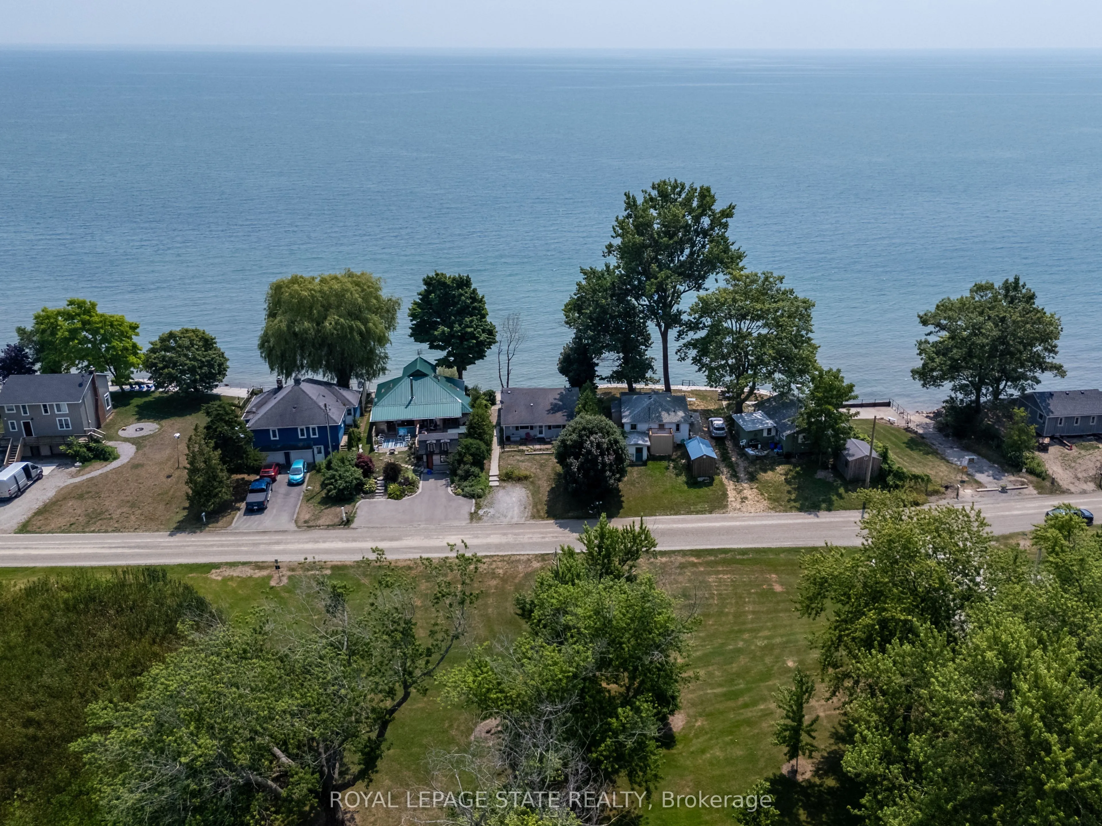2110 Lakeshore Road