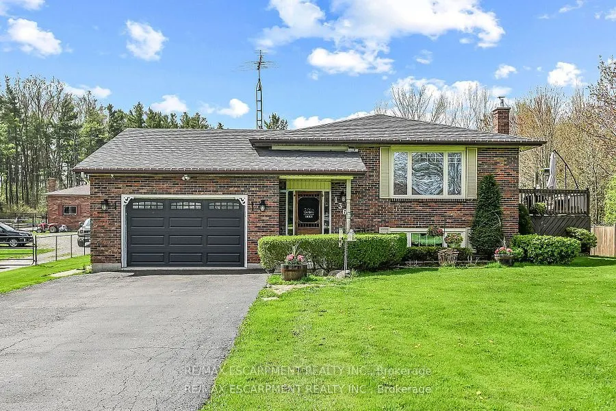 136 Secord Street