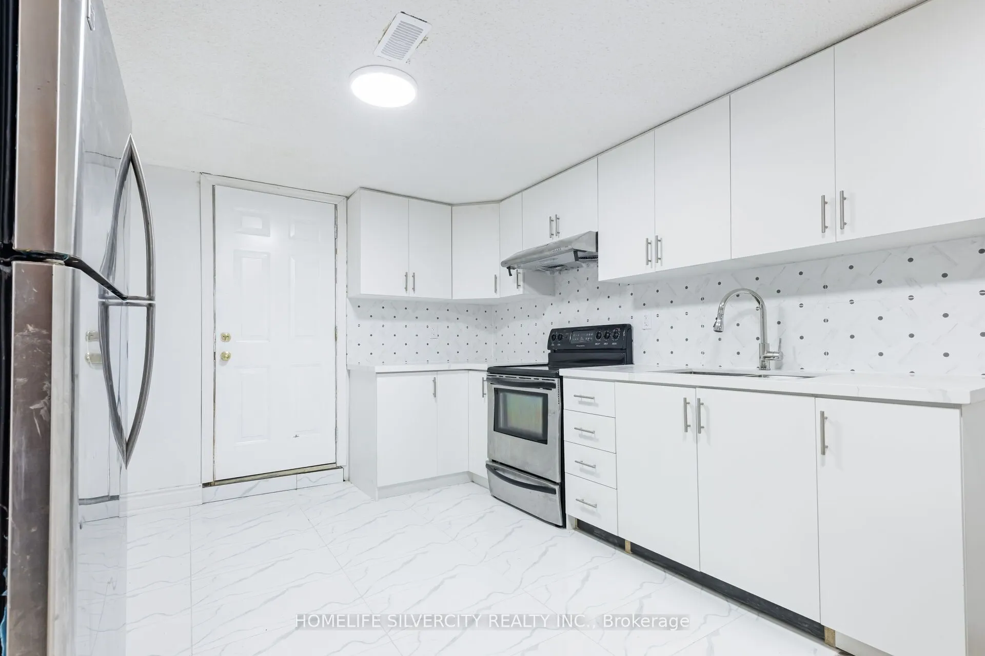 4 Hipel Avenue