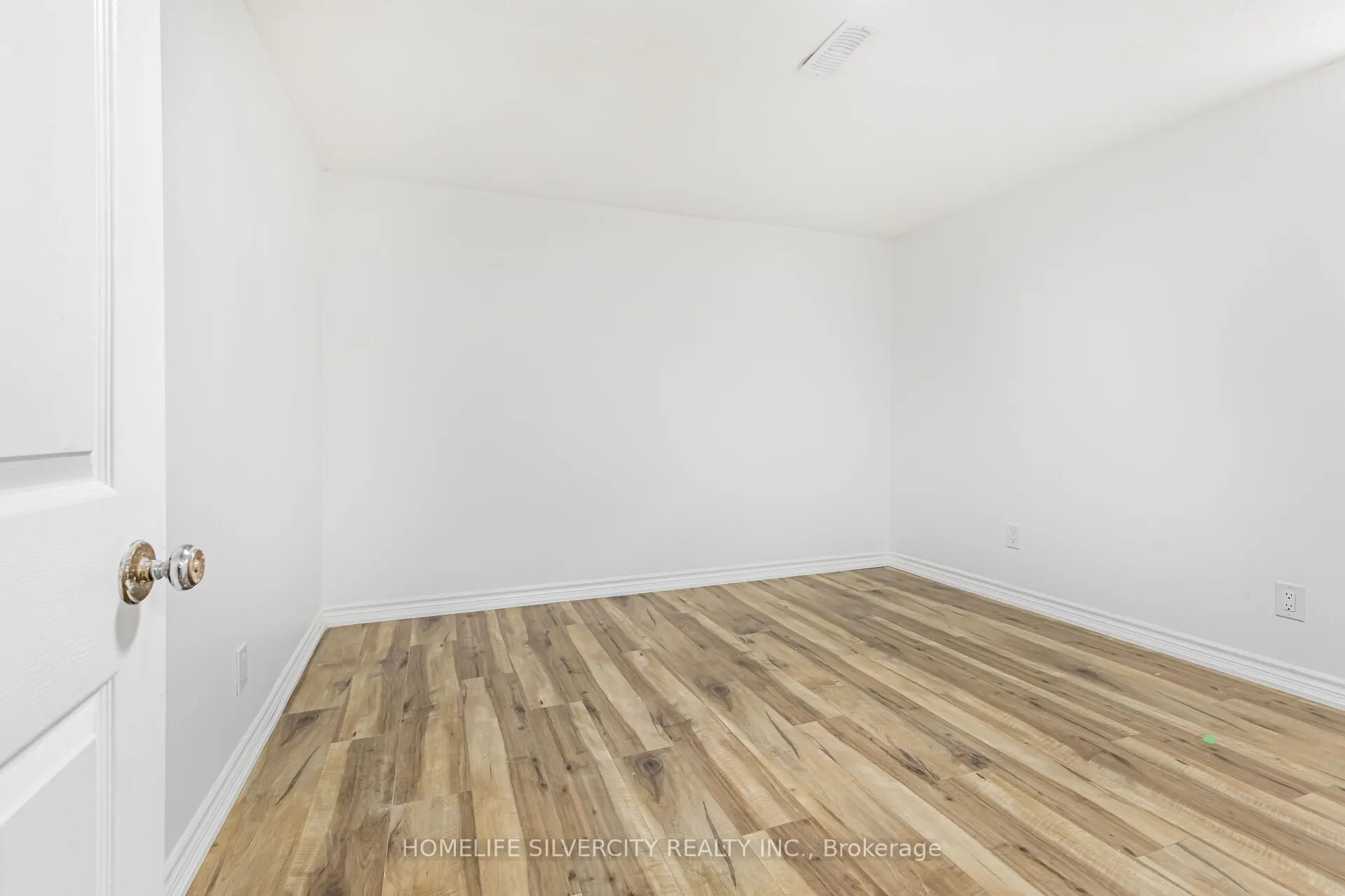 4 Hipel Avenue