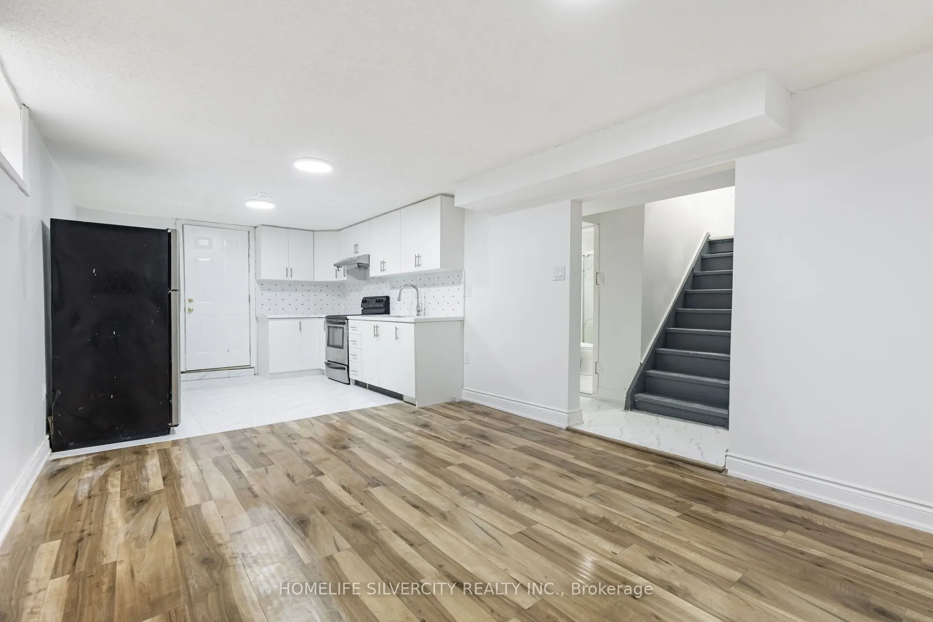 4 Hipel Avenue