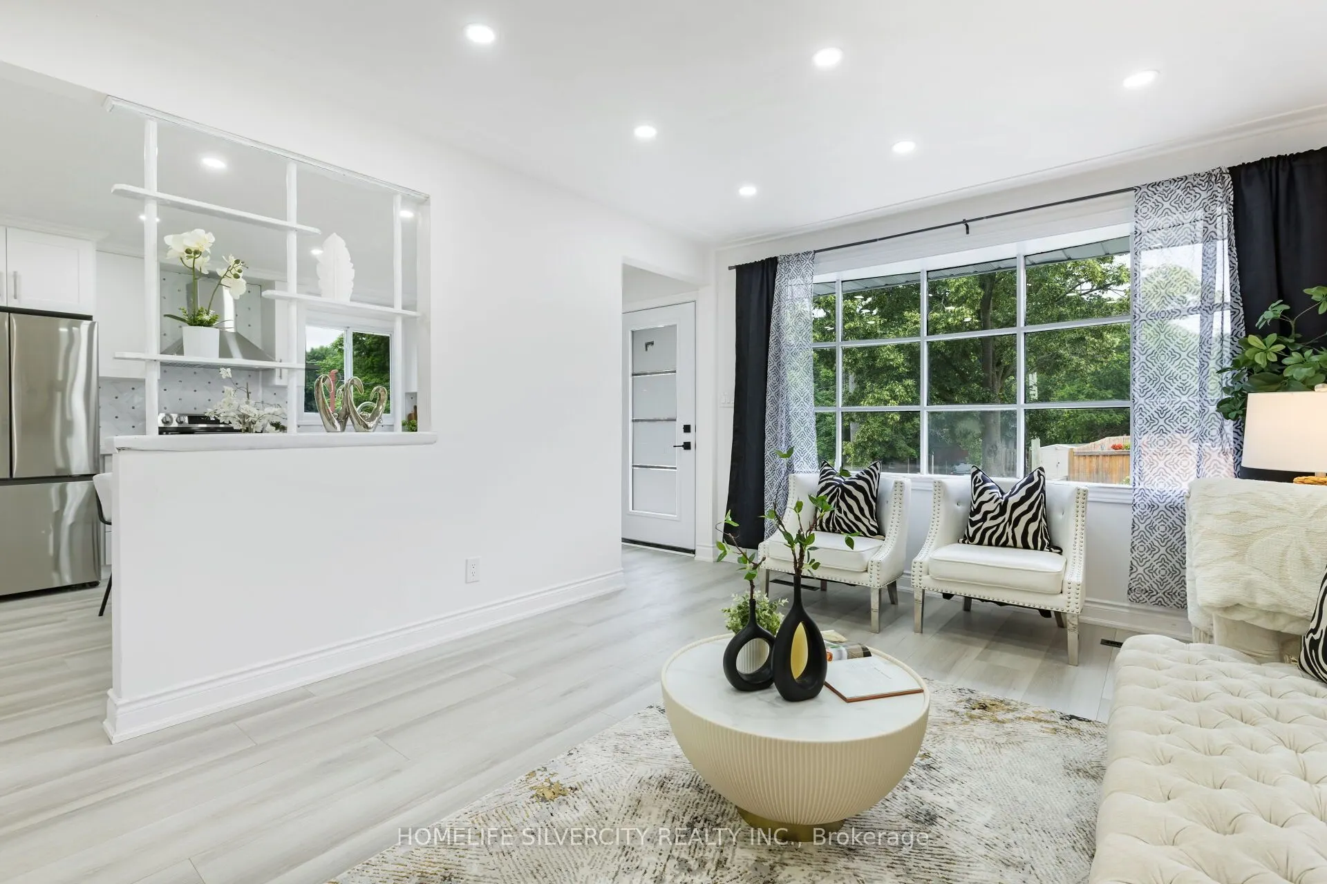 4 Hipel Avenue