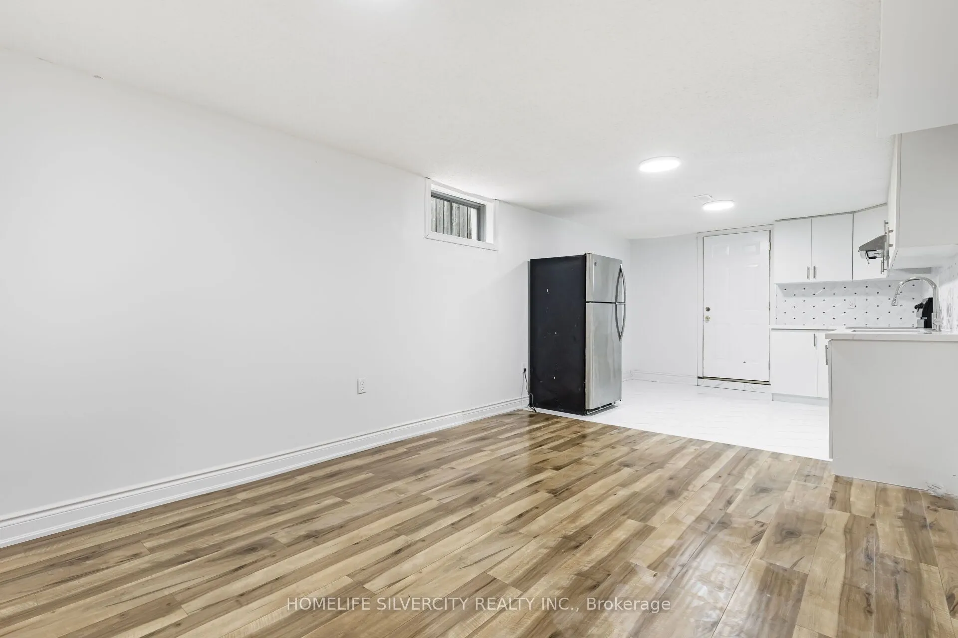 4 Hipel Avenue
