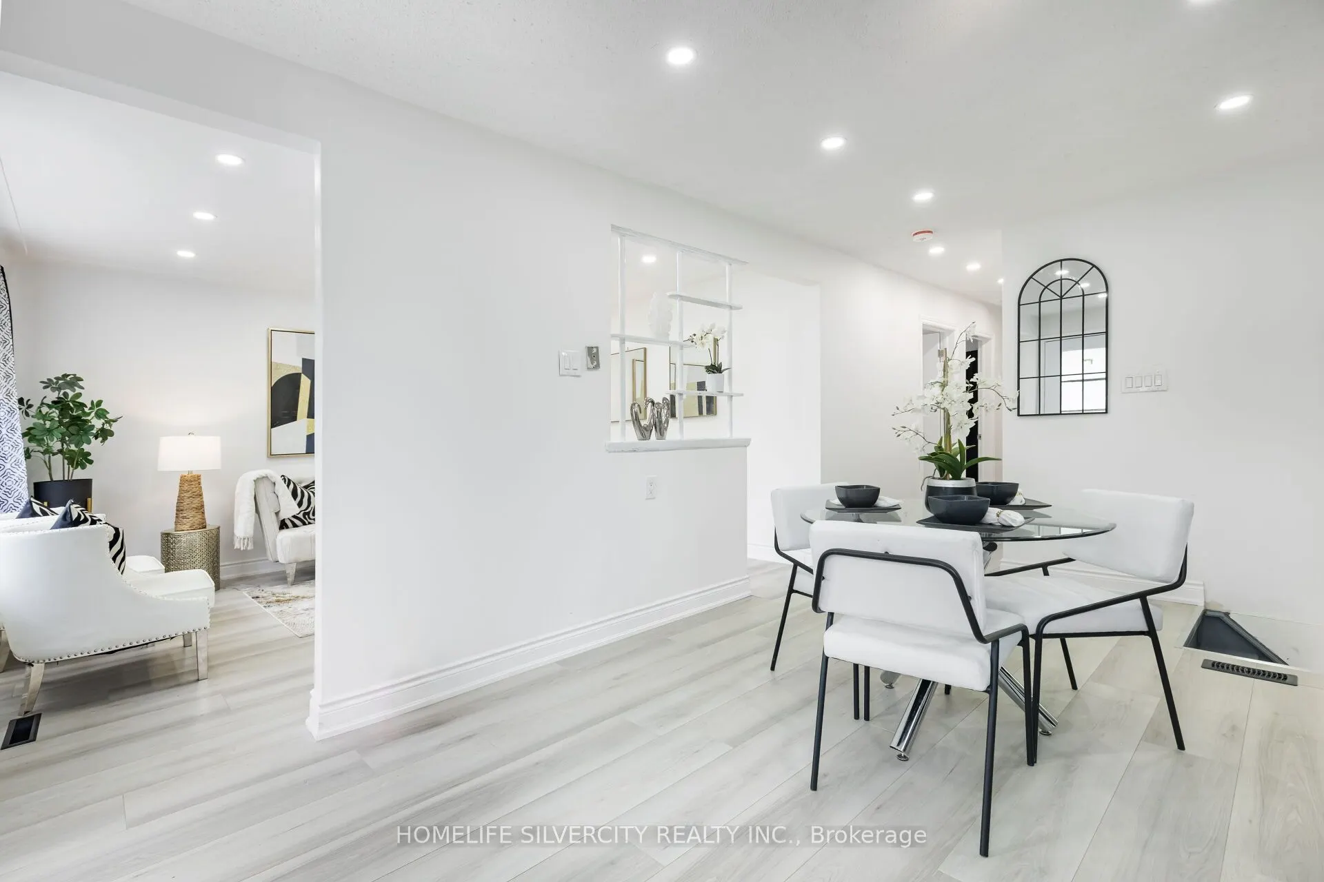 4 Hipel Avenue