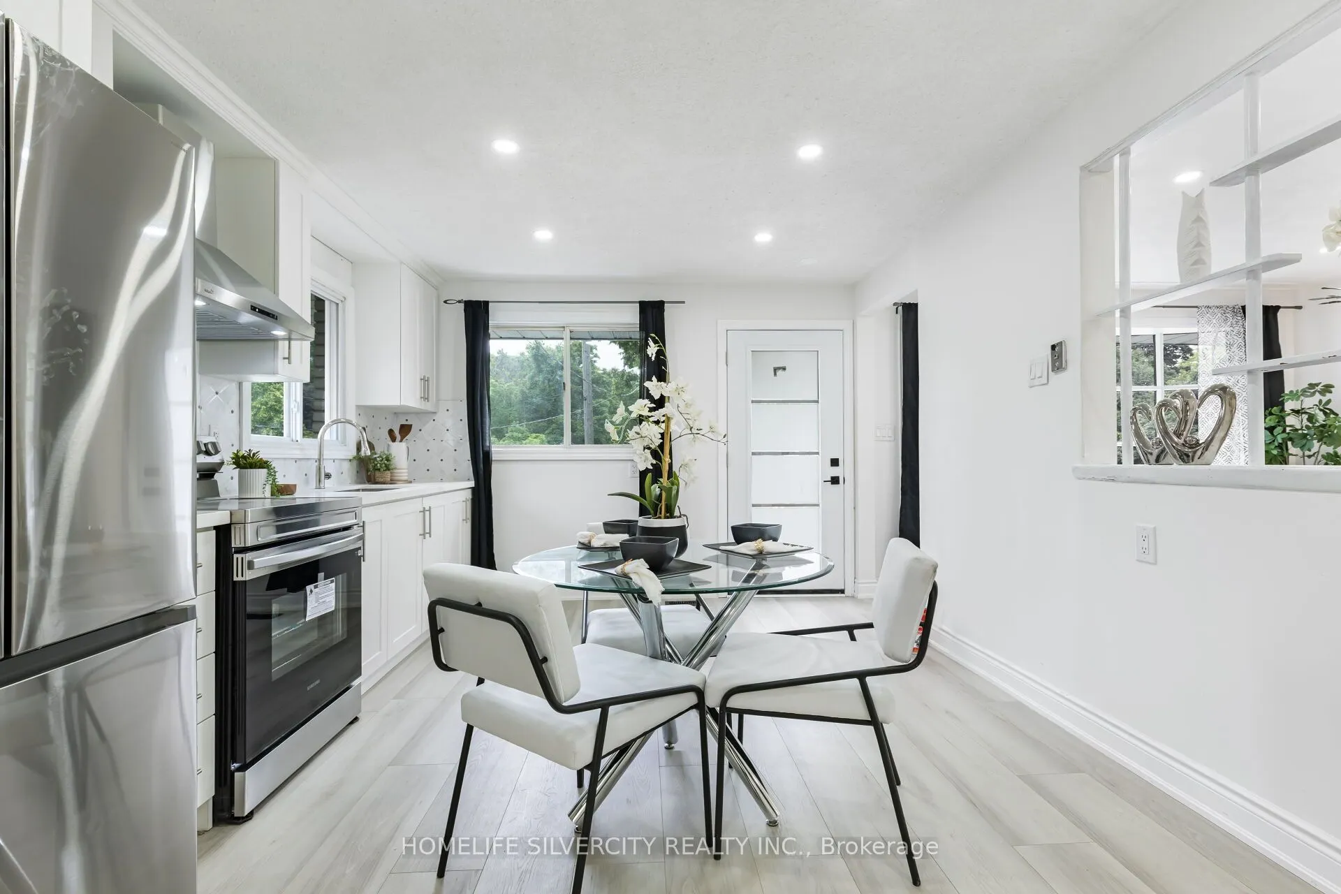 4 Hipel Avenue