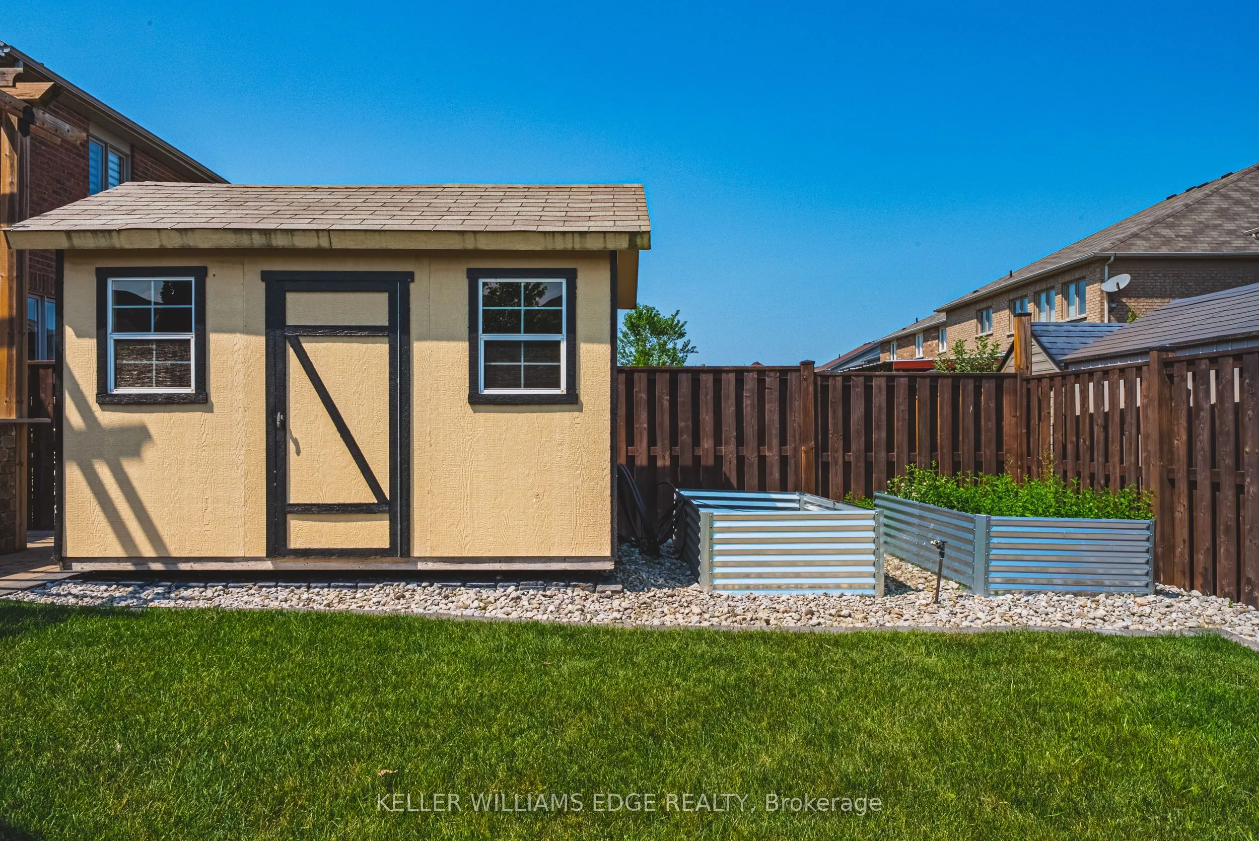 8788 Dogwood Crescent