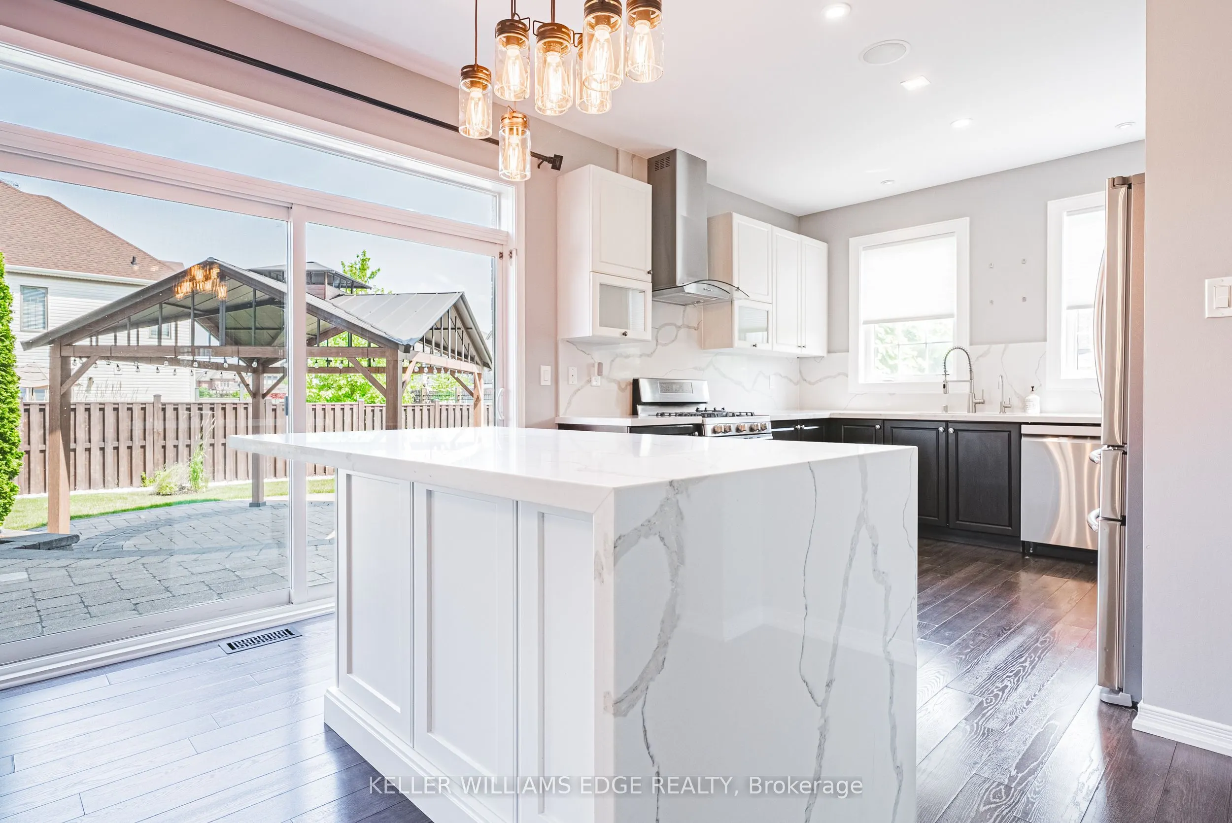 8788 Dogwood Crescent