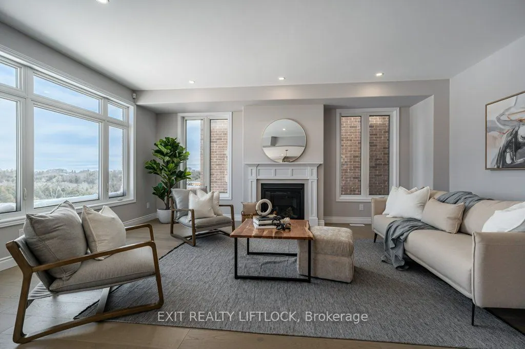 802 Steinberg Court