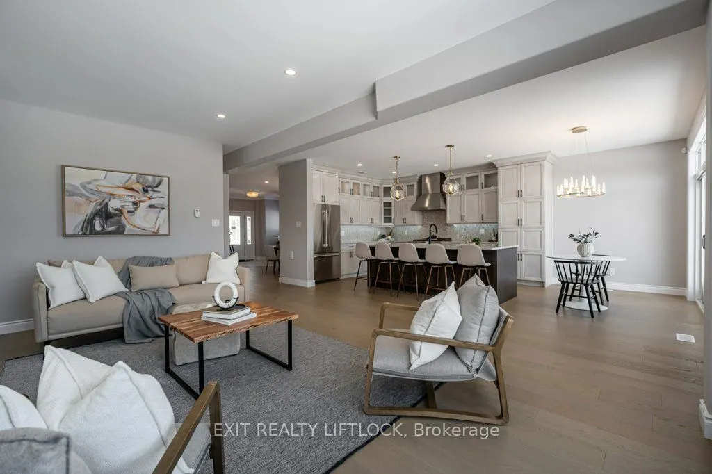 802 Steinberg Court