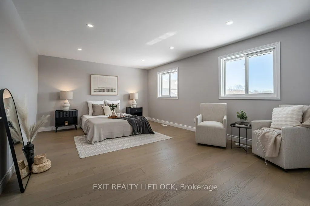 802 Steinberg Court