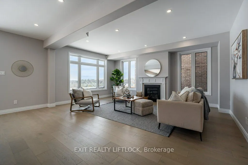 802 Steinberg Court