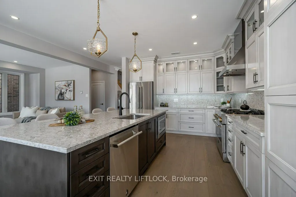 802 Steinberg Court