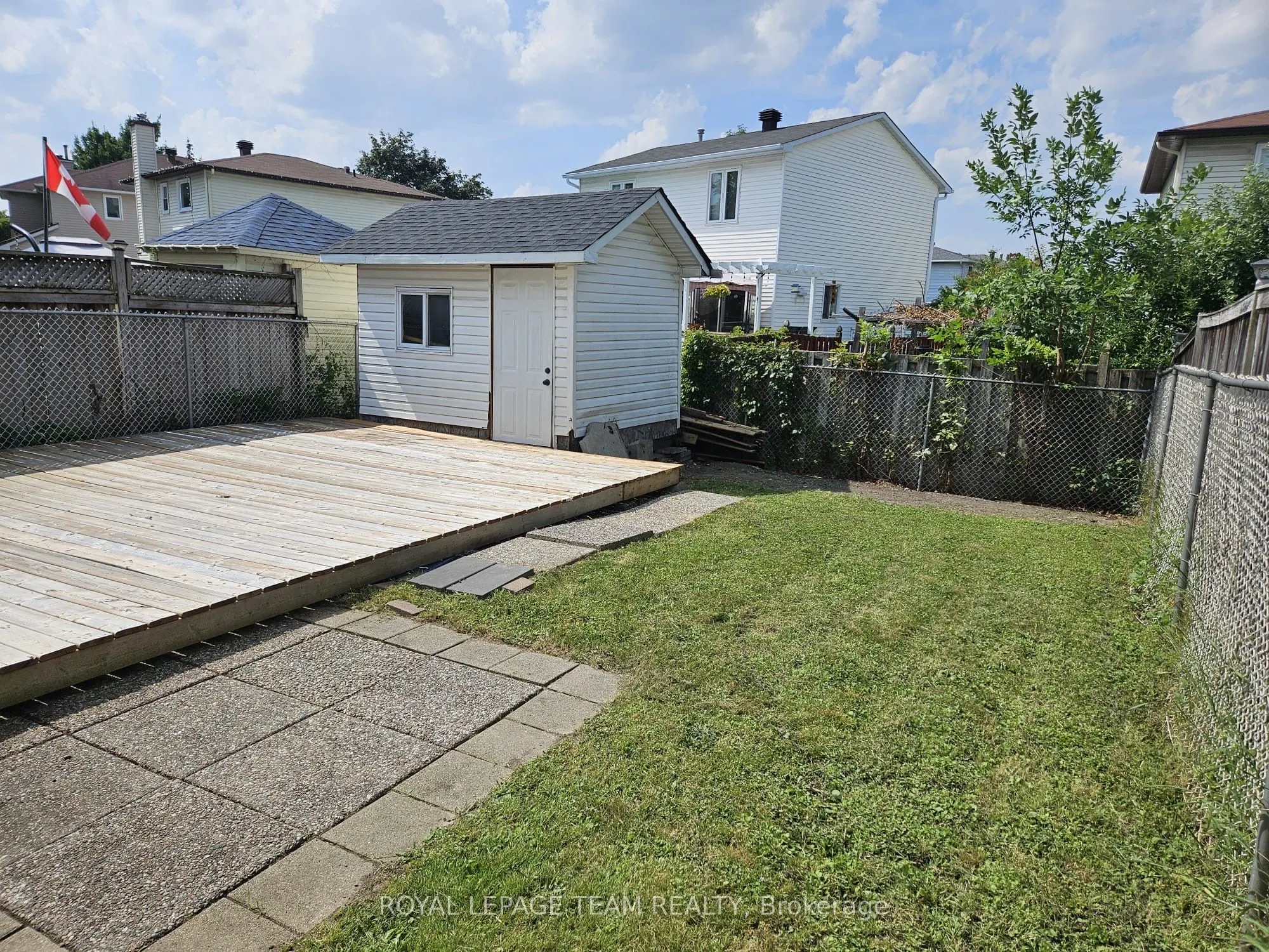 1891 Longman Crescent