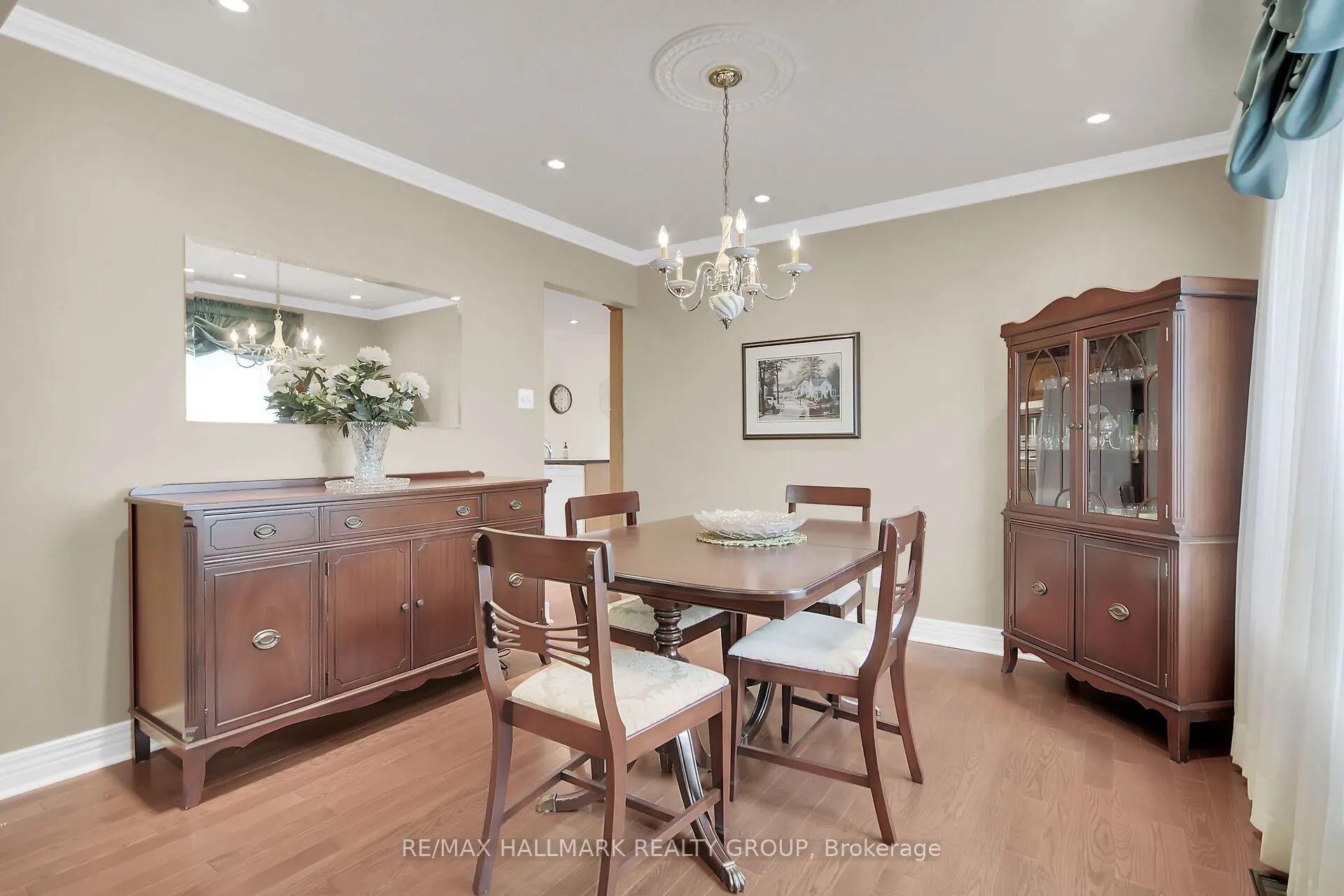 30 Langford Crescent