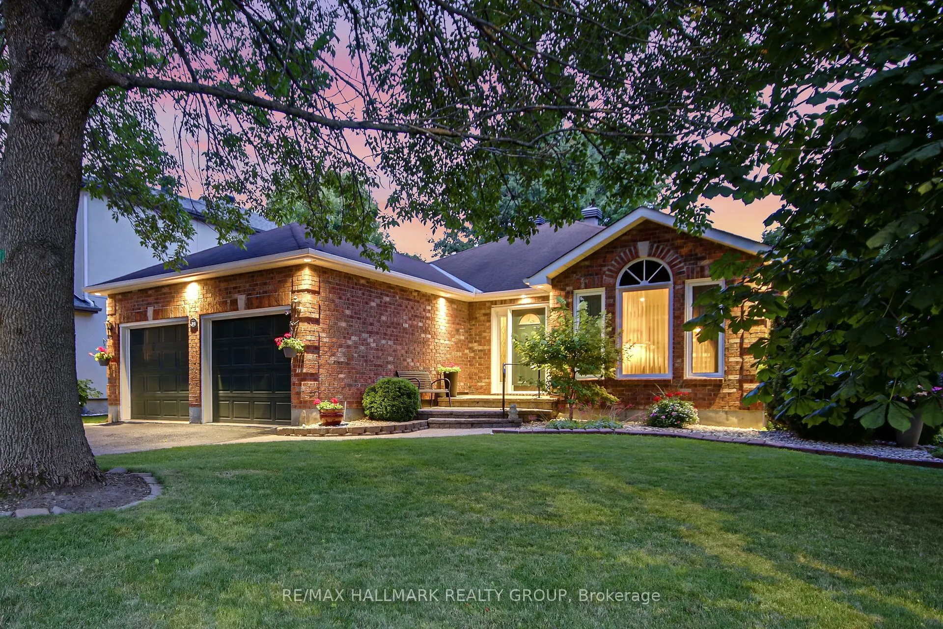 30 Langford Crescent
