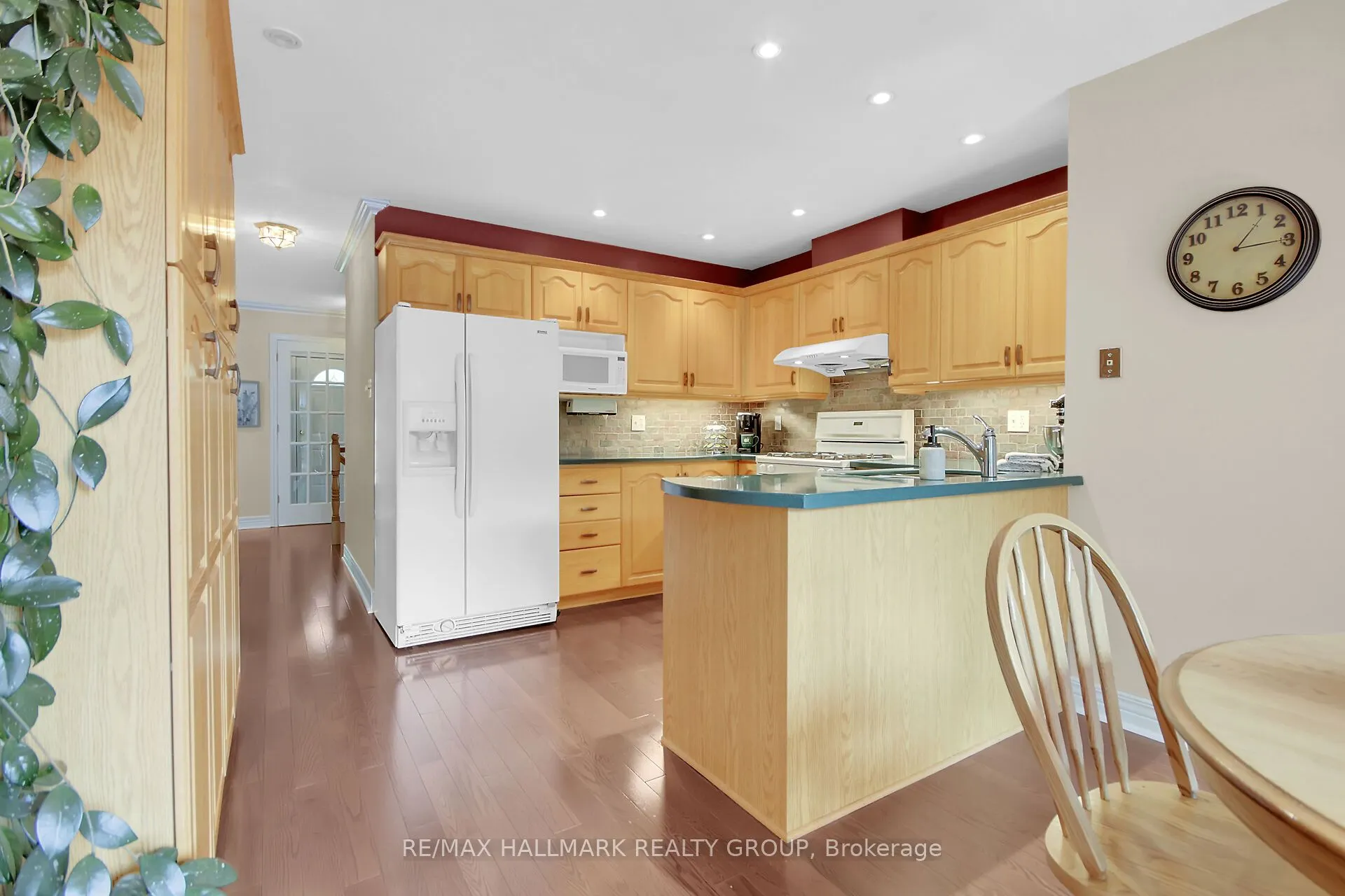 30 Langford Crescent