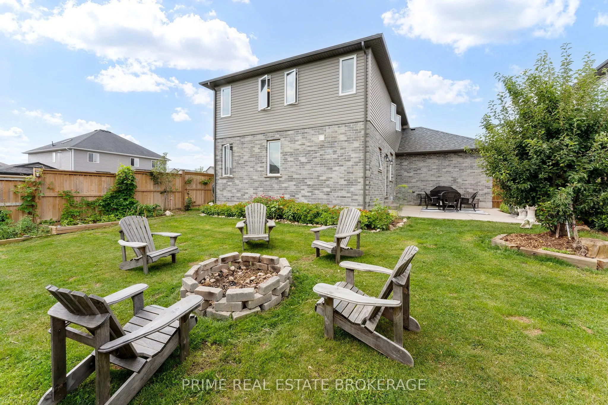 95 Boyd Boulevard