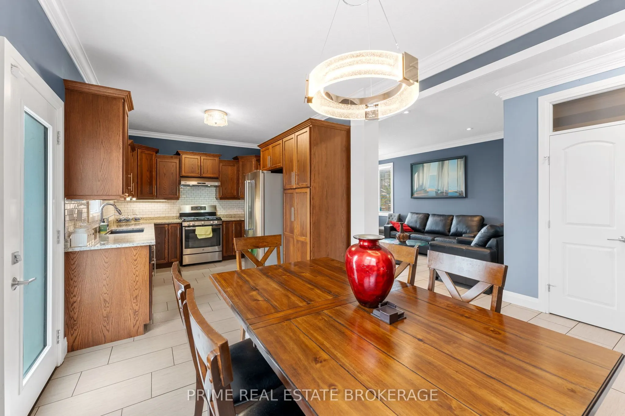 95 Boyd Boulevard