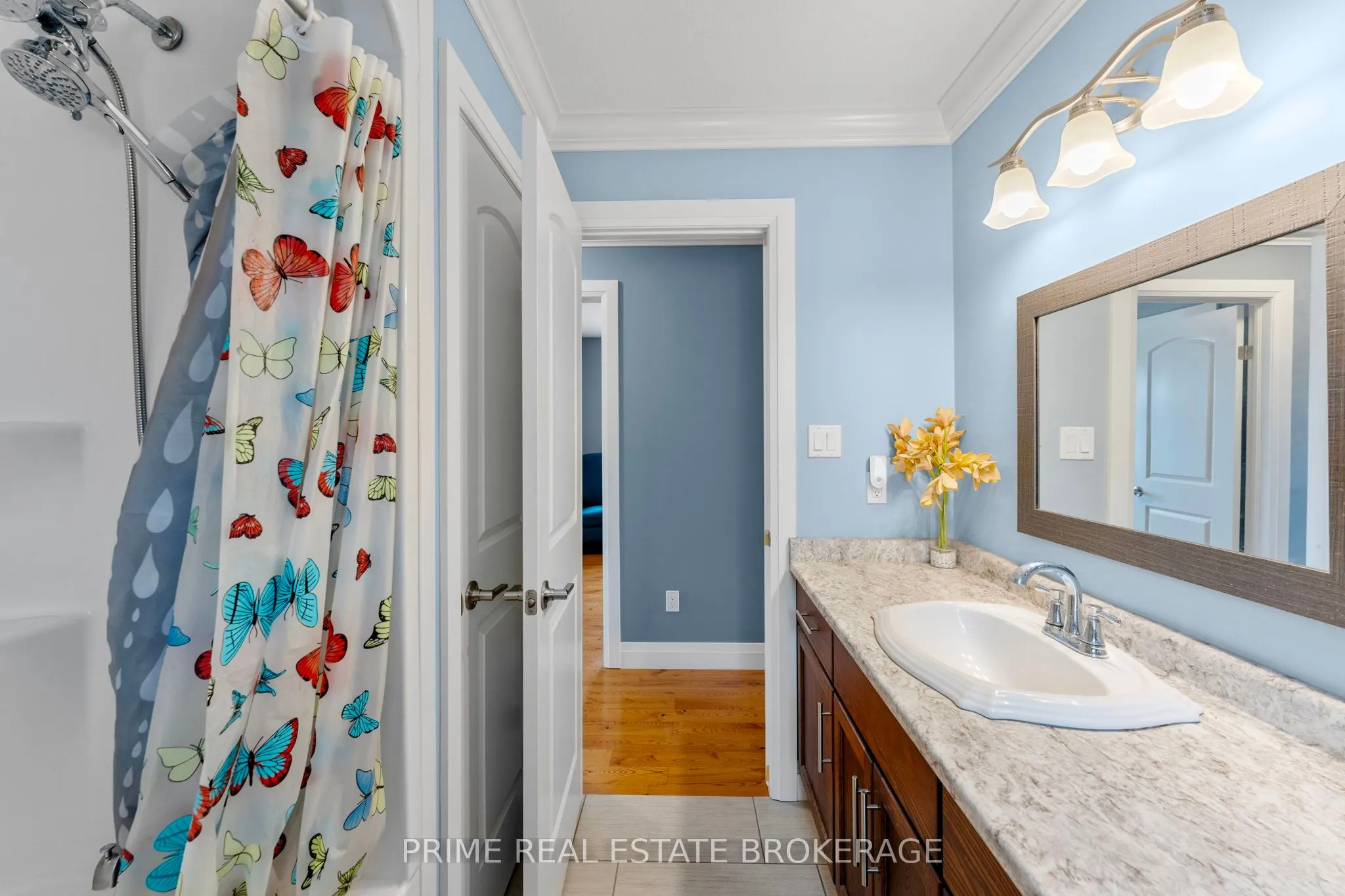 95 Boyd Boulevard